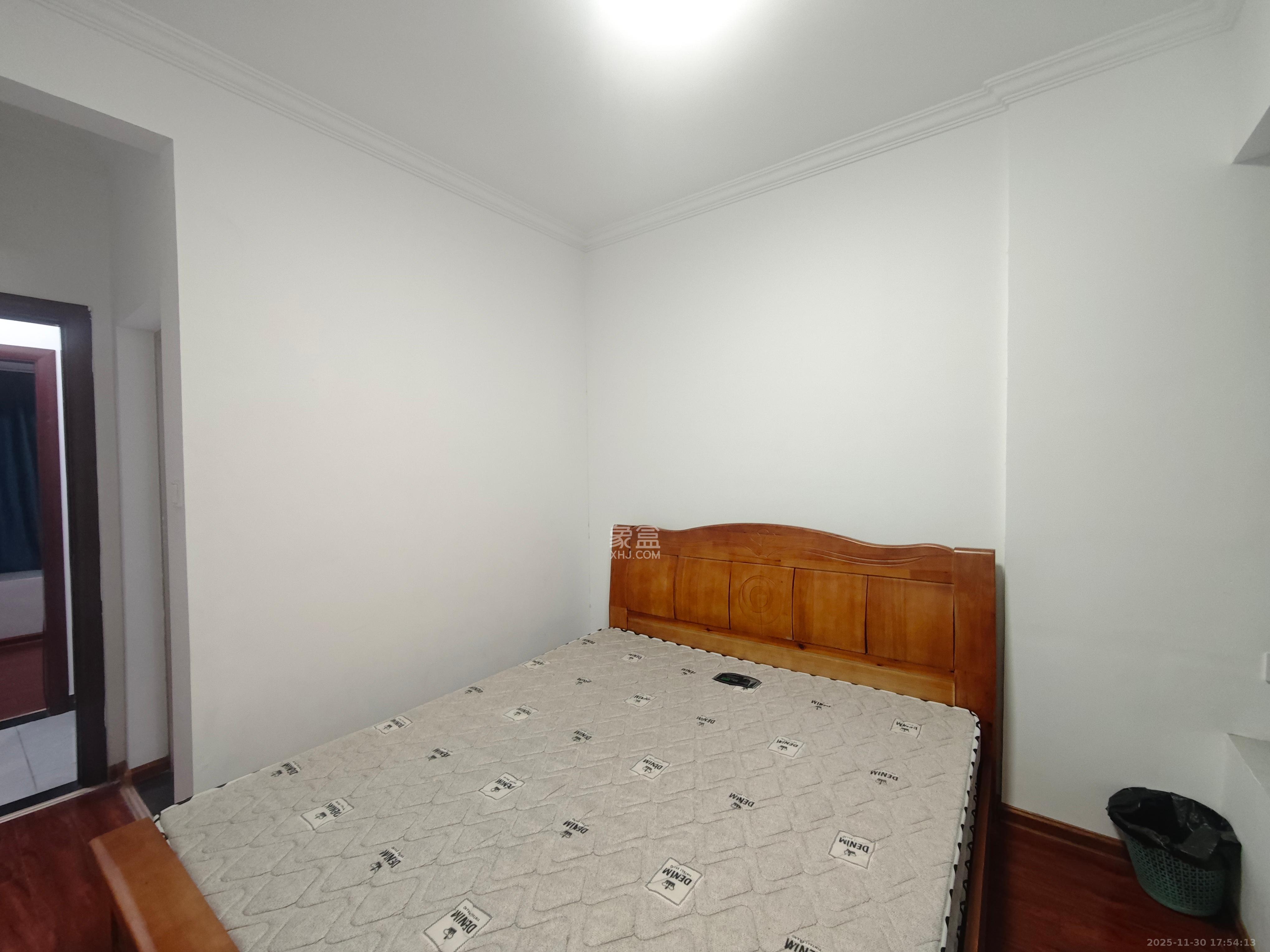 建发央著  3室2厅2卫    3300.0元/月室内图