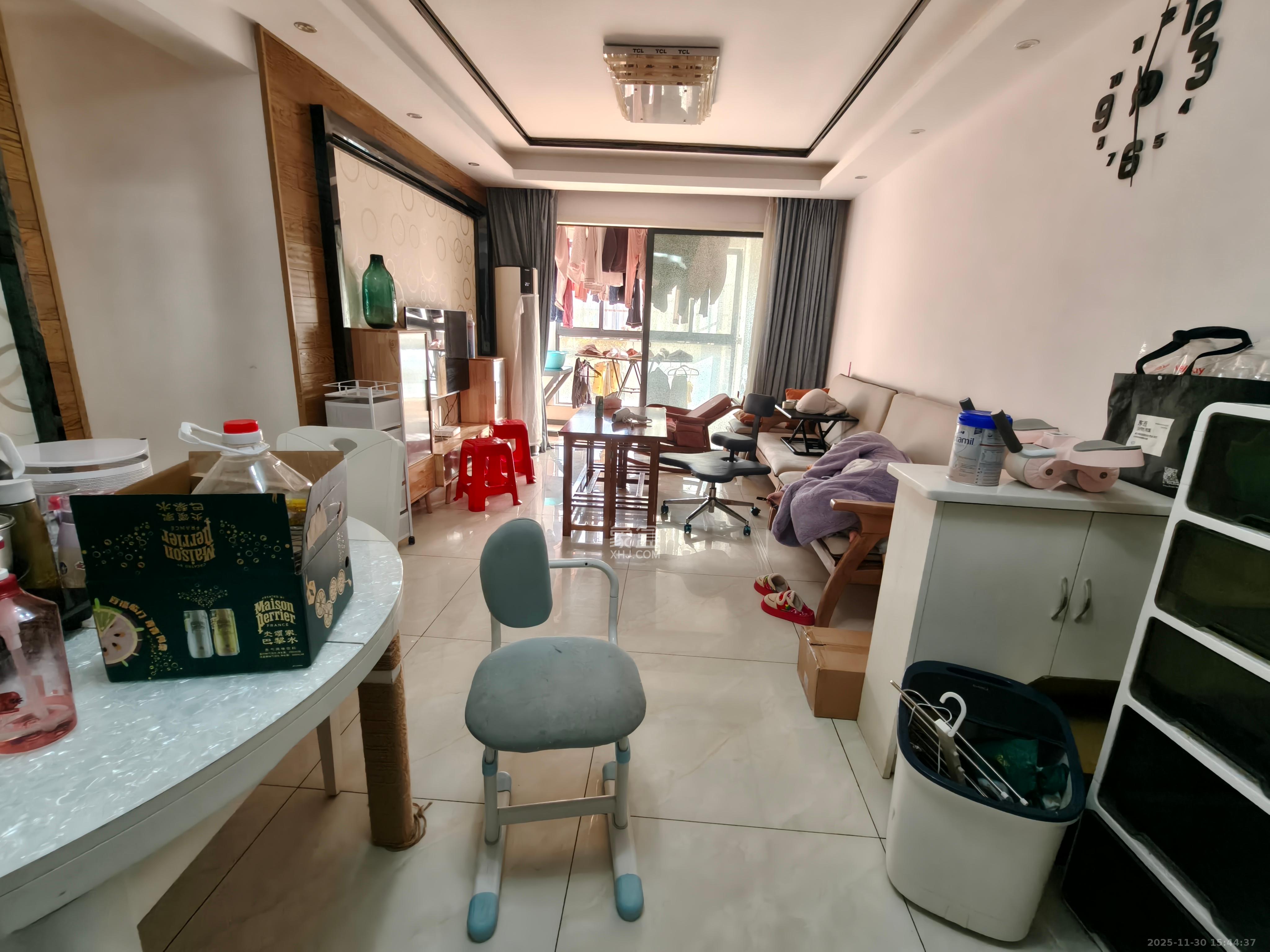 兰亭湾畔  3室2厅1卫    2500.0元/月