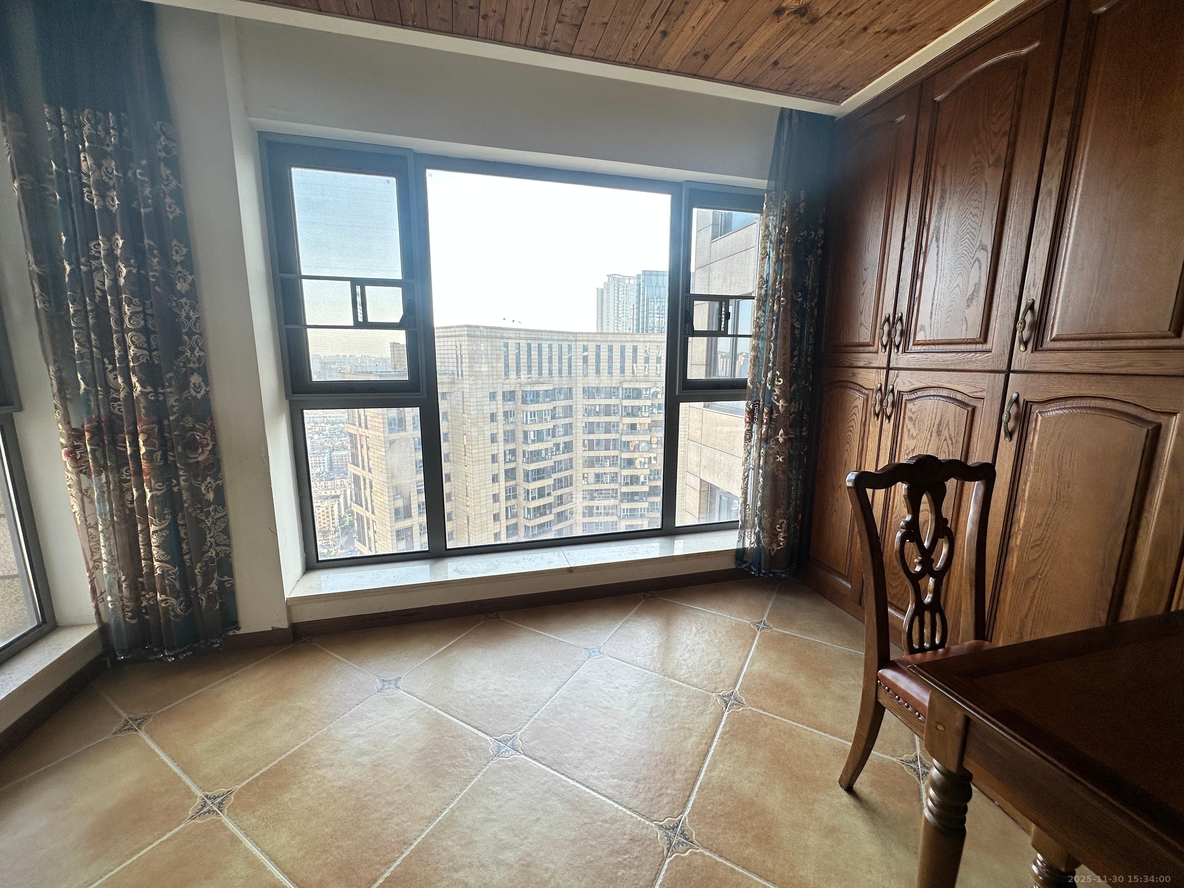 保利国际广场 3室2厅1卫 6000.0元/月 保利国际广场 3室2厅1卫 6000.0元/月室内图