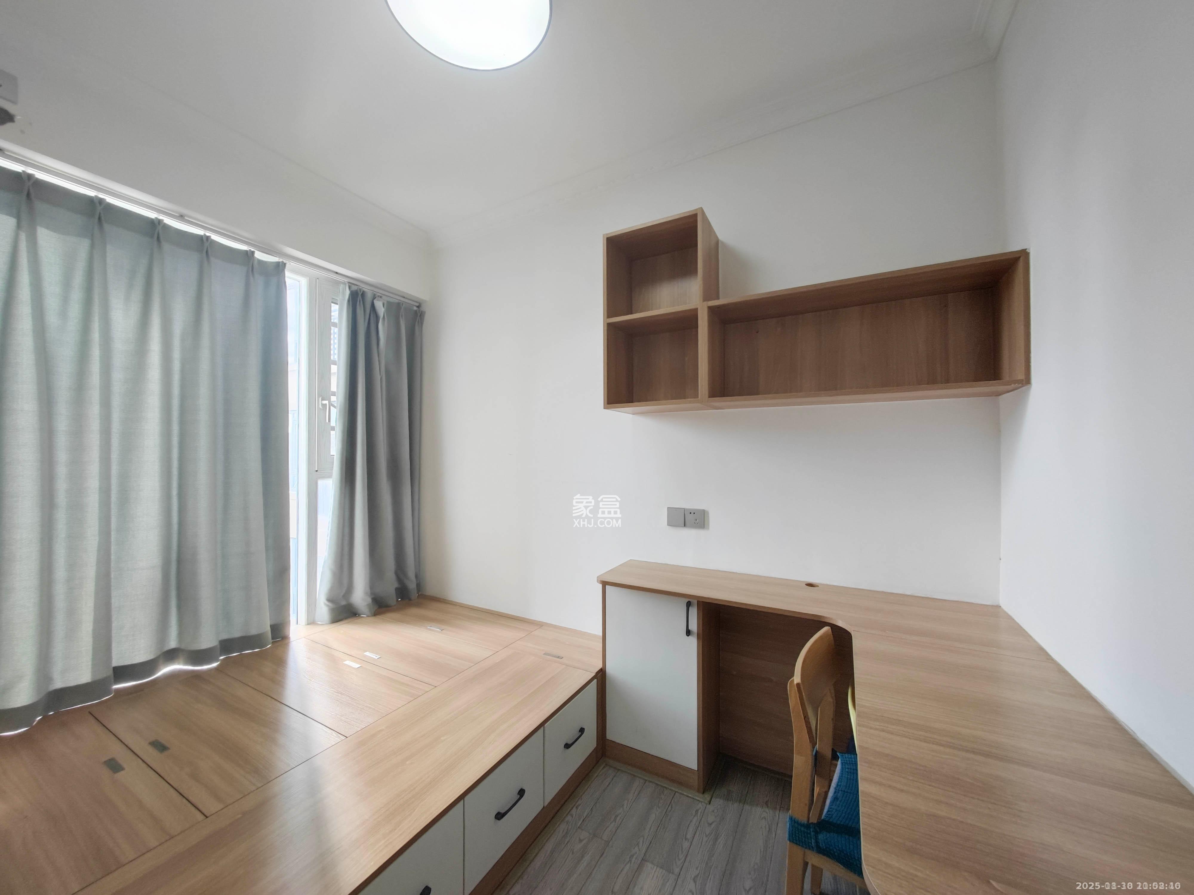 中建嘉和城 3室2厅1卫 2300.0元/月 中建嘉和城 3室2厅1卫 2300.0元/月室内图