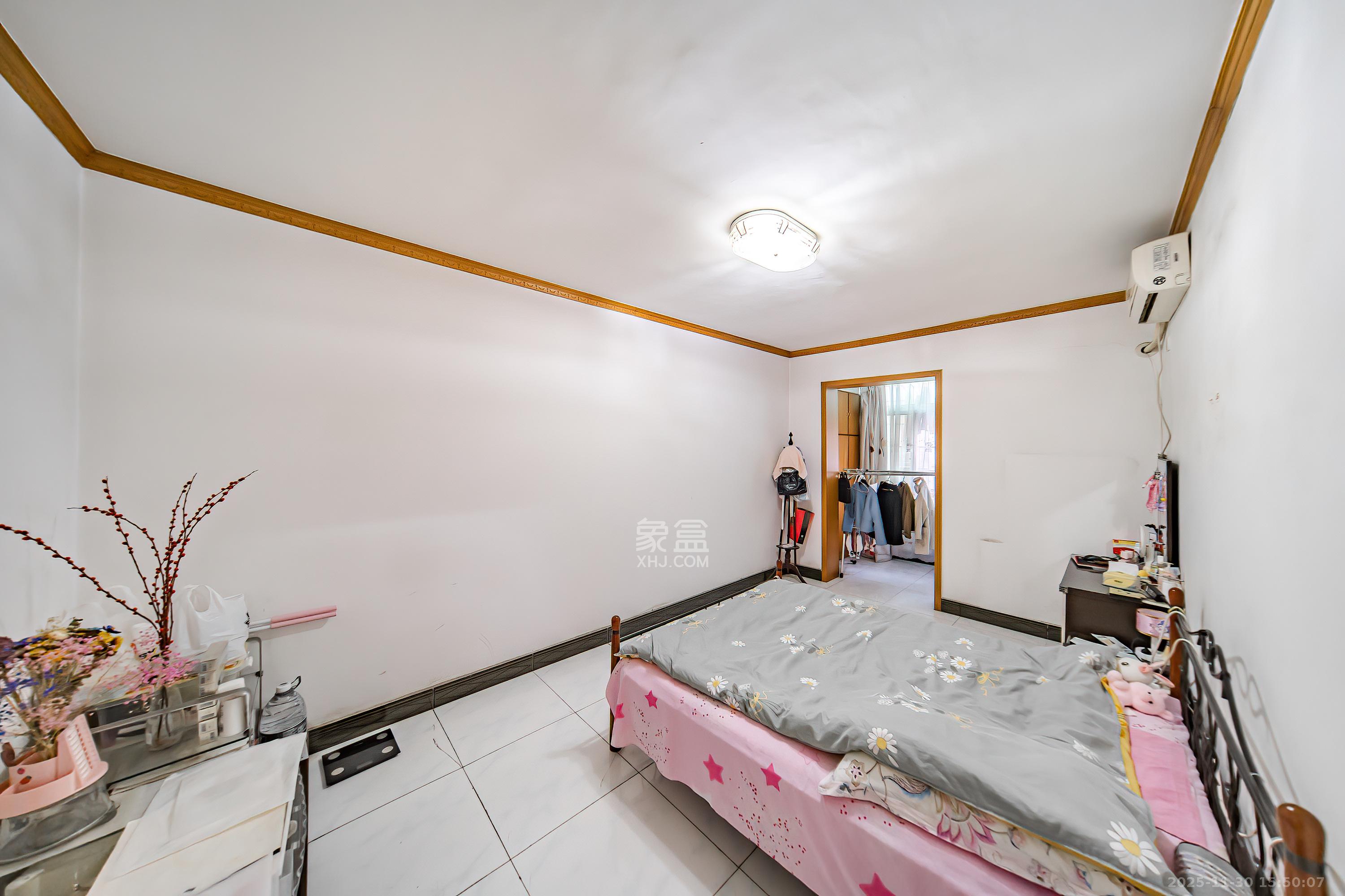 东风二村机电宿舍  2室1厅1卫    40.0万卧室