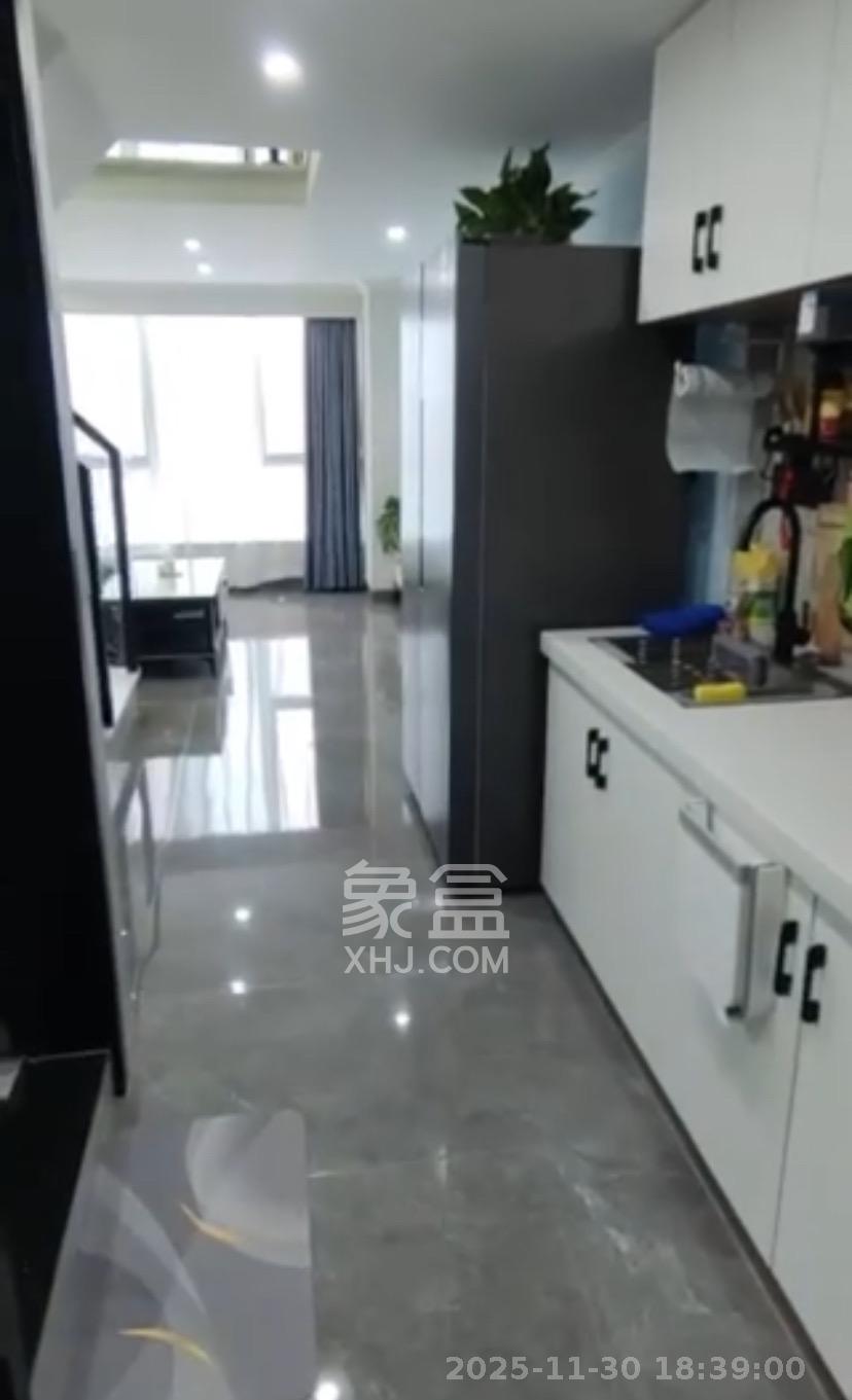 梅溪湖金茂湾  1室1厅1卫    2600.0元/月室内图