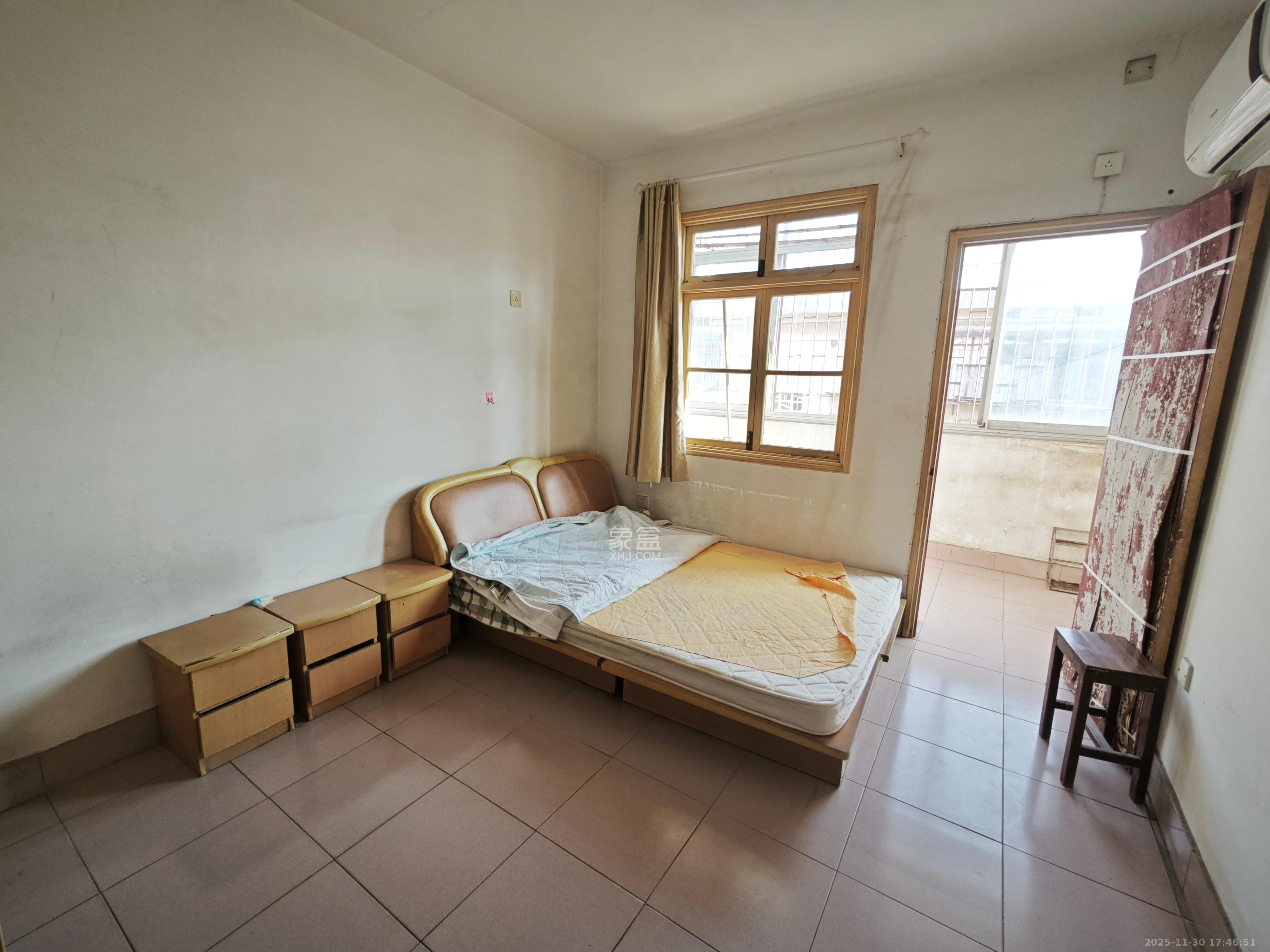 南园小区  3室2厅1卫    1200.0元/月室内图