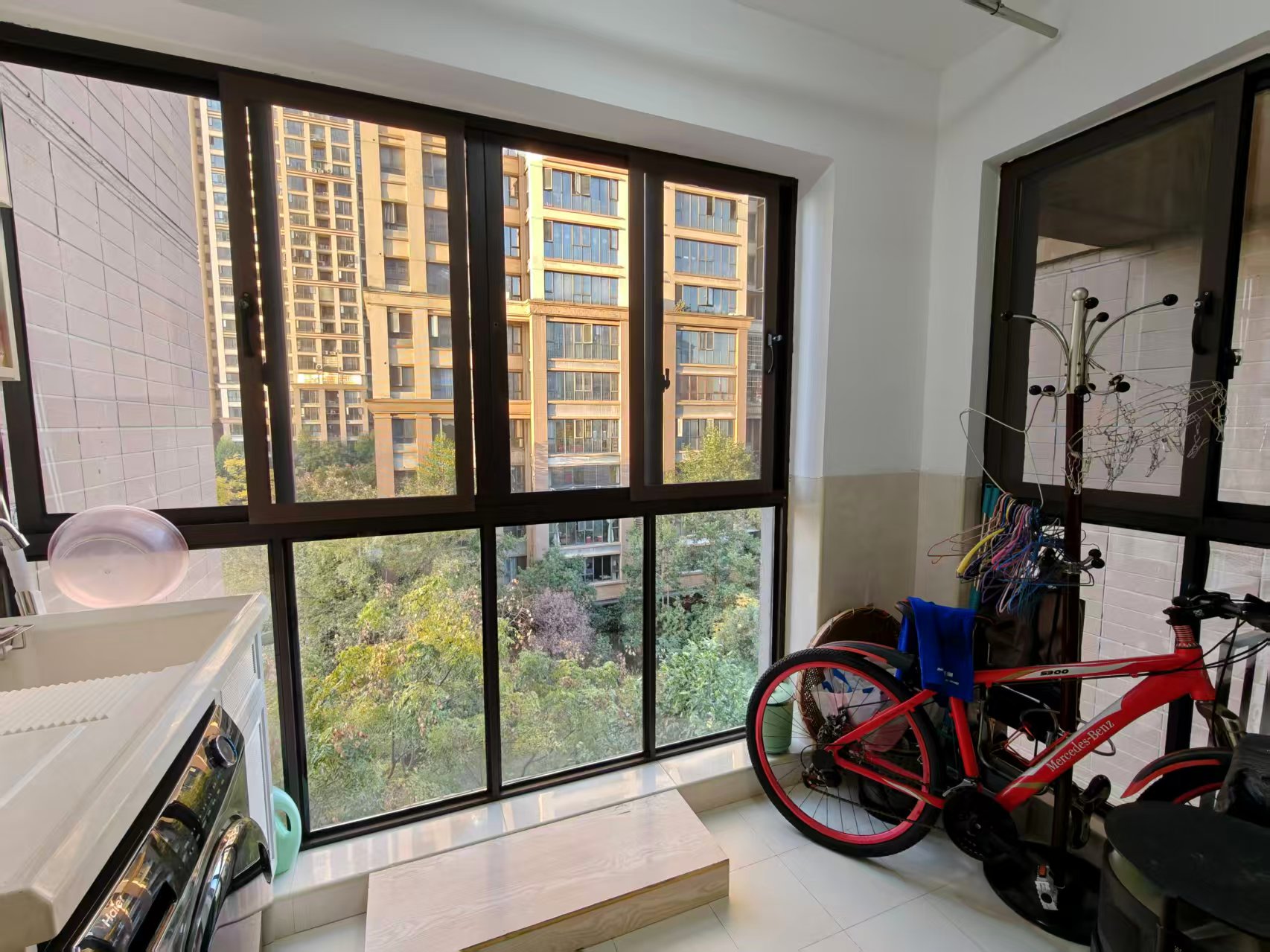 佳兆业金域天下二期  4室2厅2卫    75.0万室内图