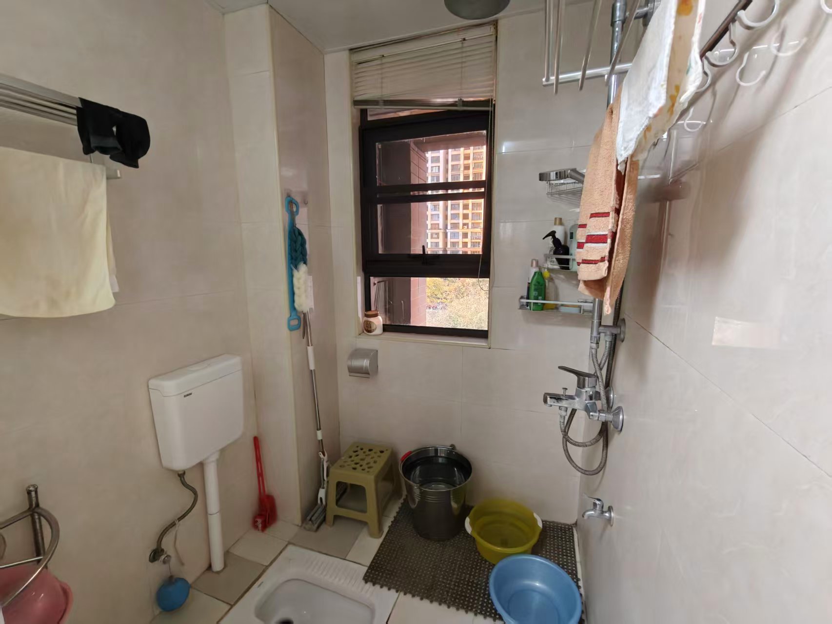 佳兆业金域天下二期  4室2厅2卫    75.0万室内图