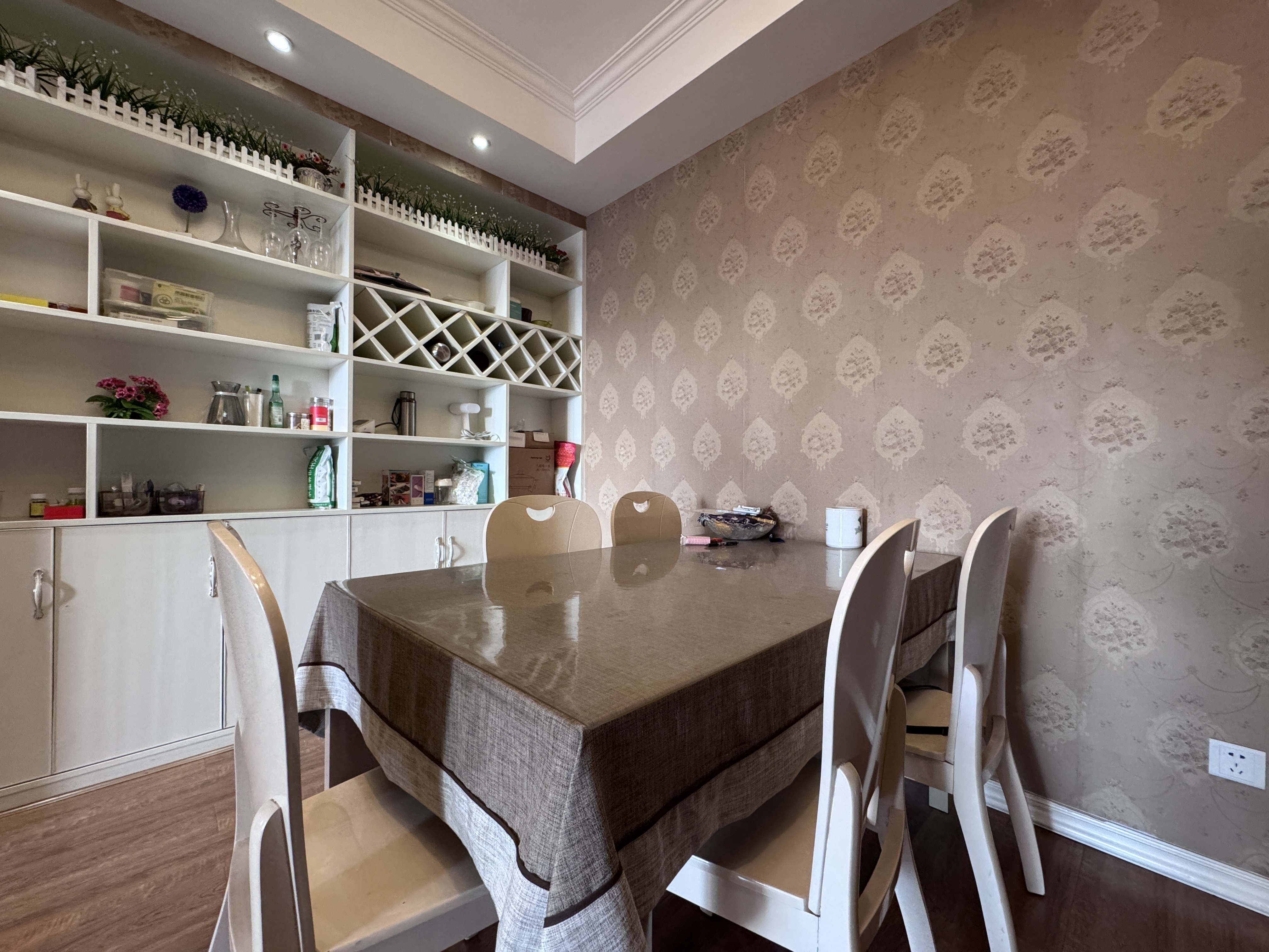 水岸春天 3室2厅2卫 62.0万 水岸春天 3室2厅2卫 62.0万室内图