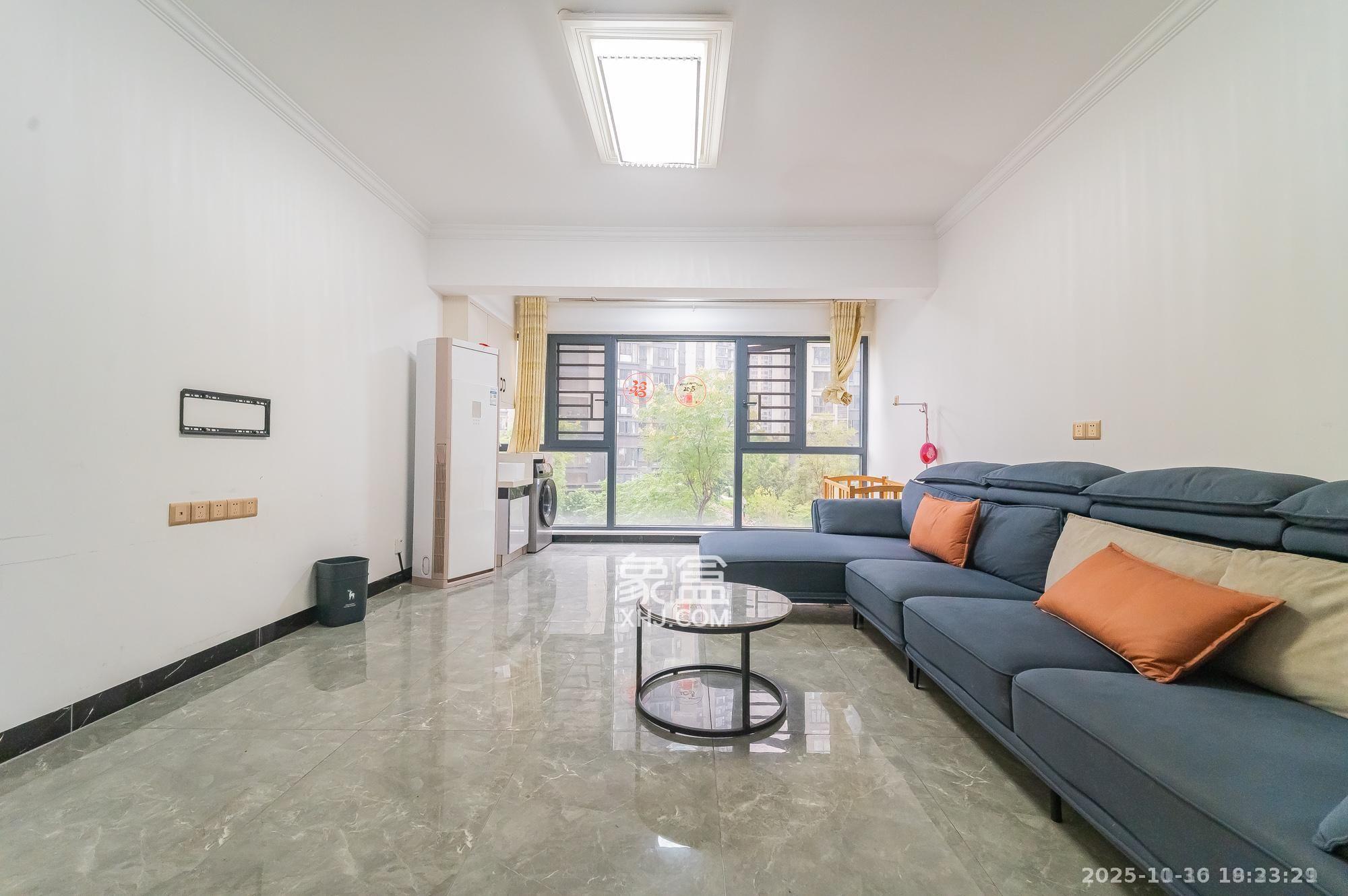 中建悦和城  4室2厅2卫    3000.0元/月