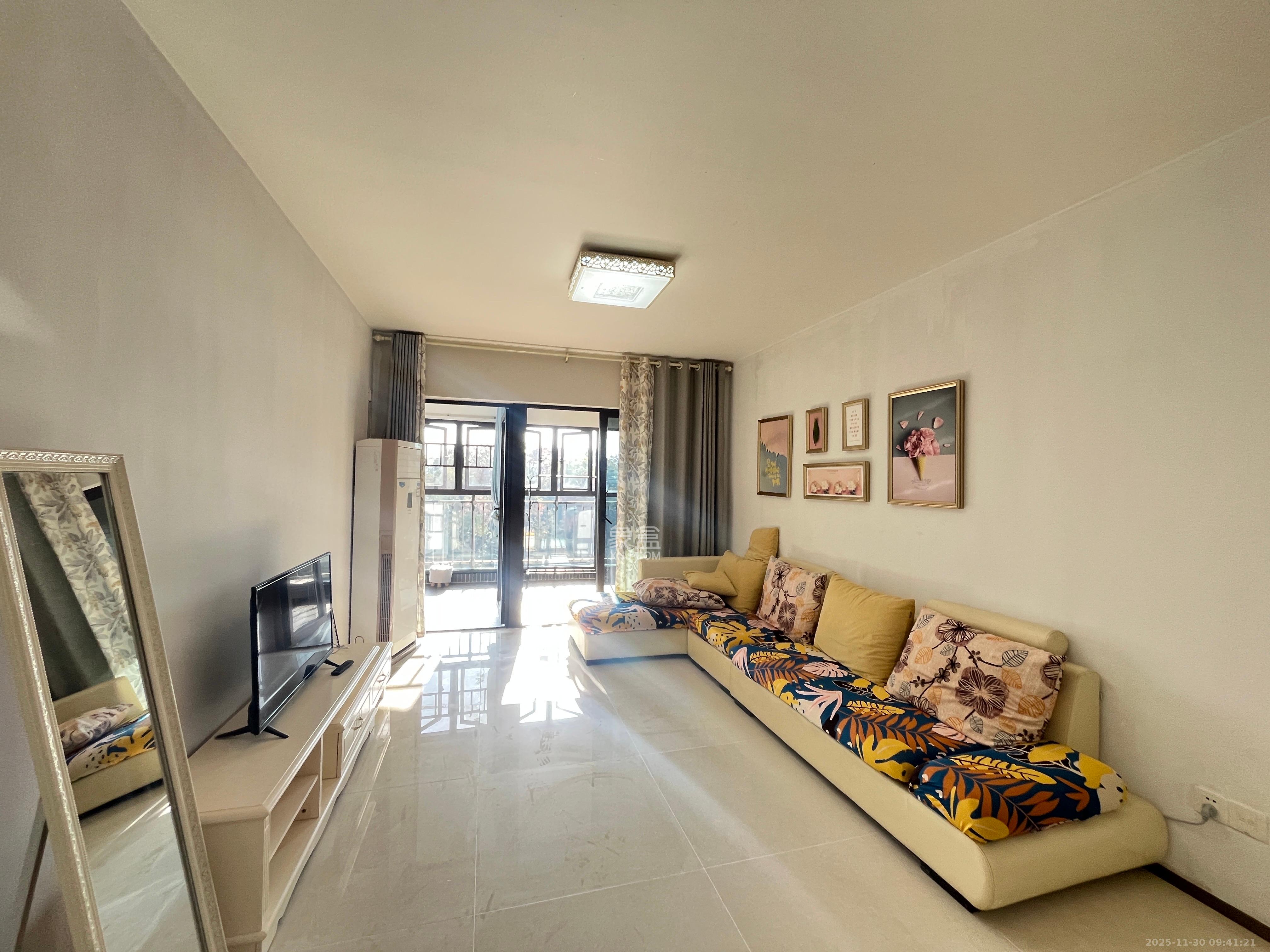 时代倾城二期  2室2厅1卫    2000.0元/月