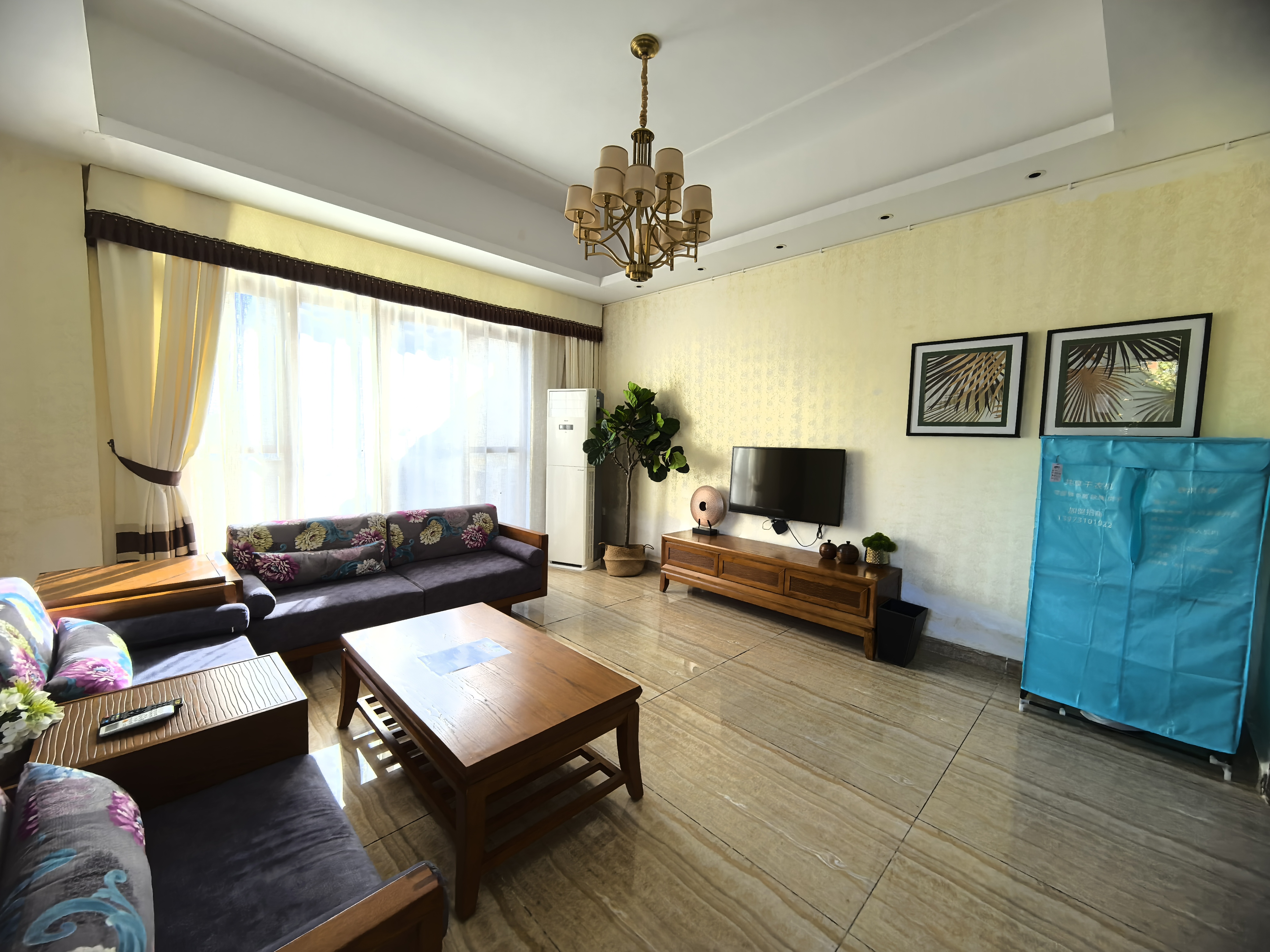 碧桂园 2室2厅2卫 100.0万 碧桂园 2室2厅2卫 100.0万客厅