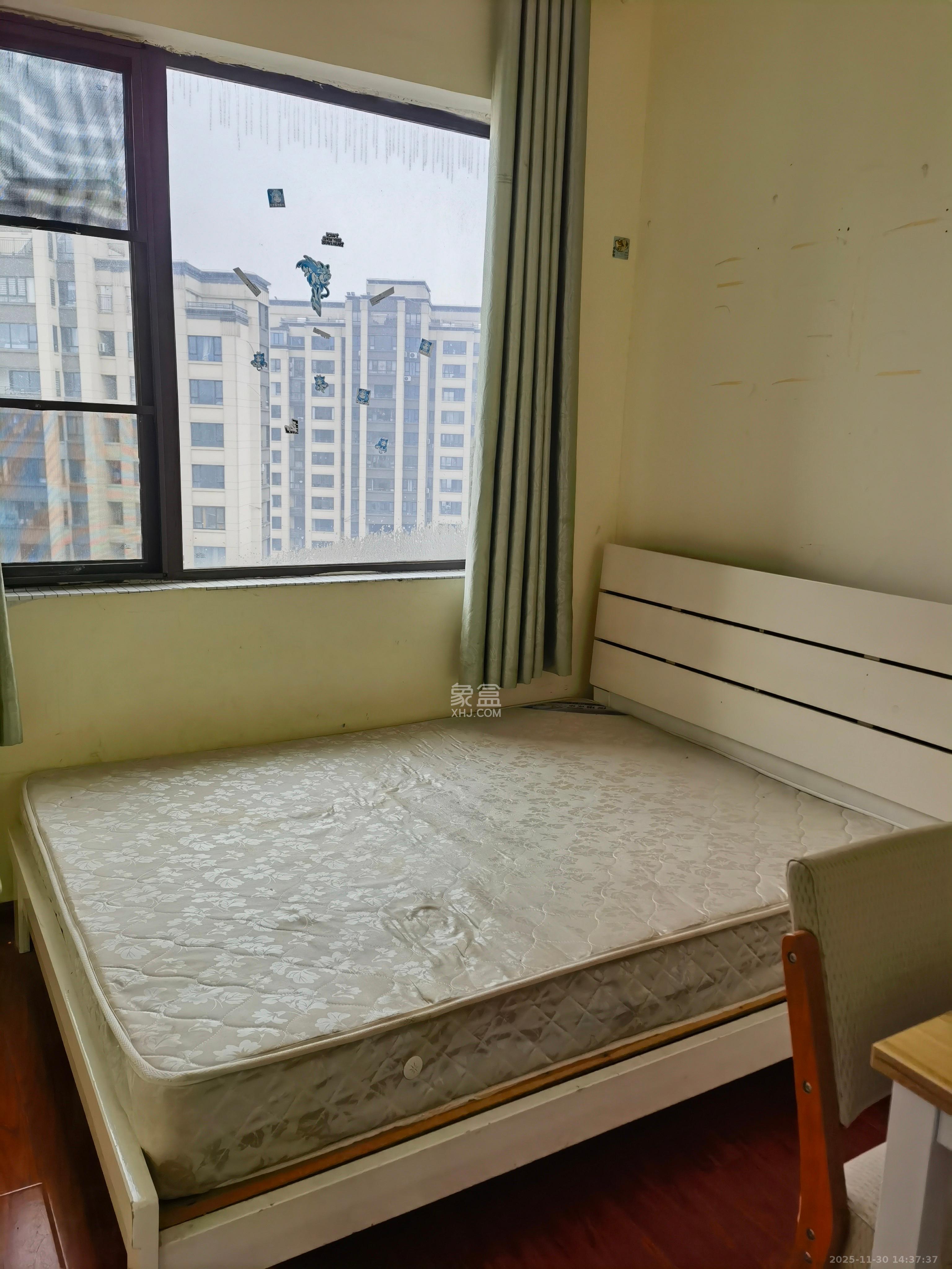 和泓梅溪四季  3室1厅1卫    2300.0元/月室内图