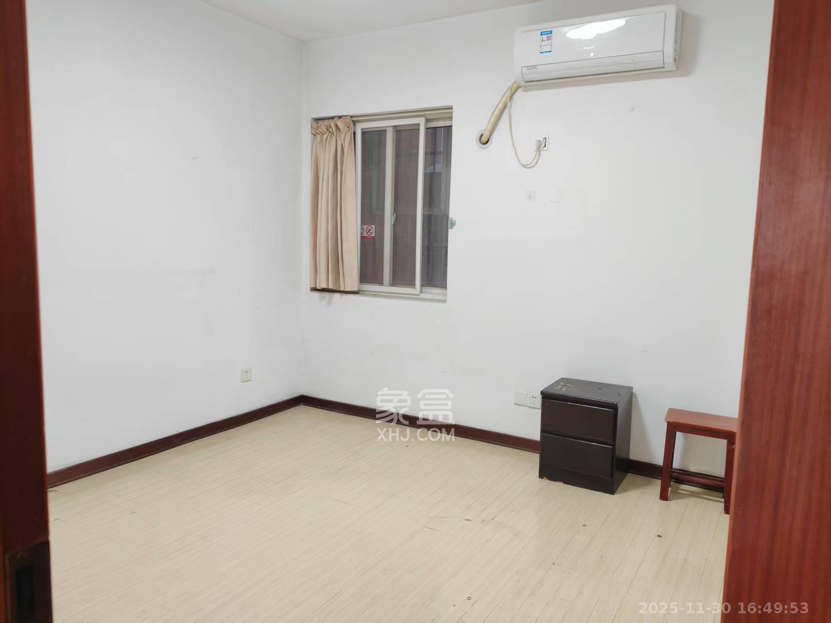 湘许嘉园  3室2厅2卫    2800.0元/月室内图