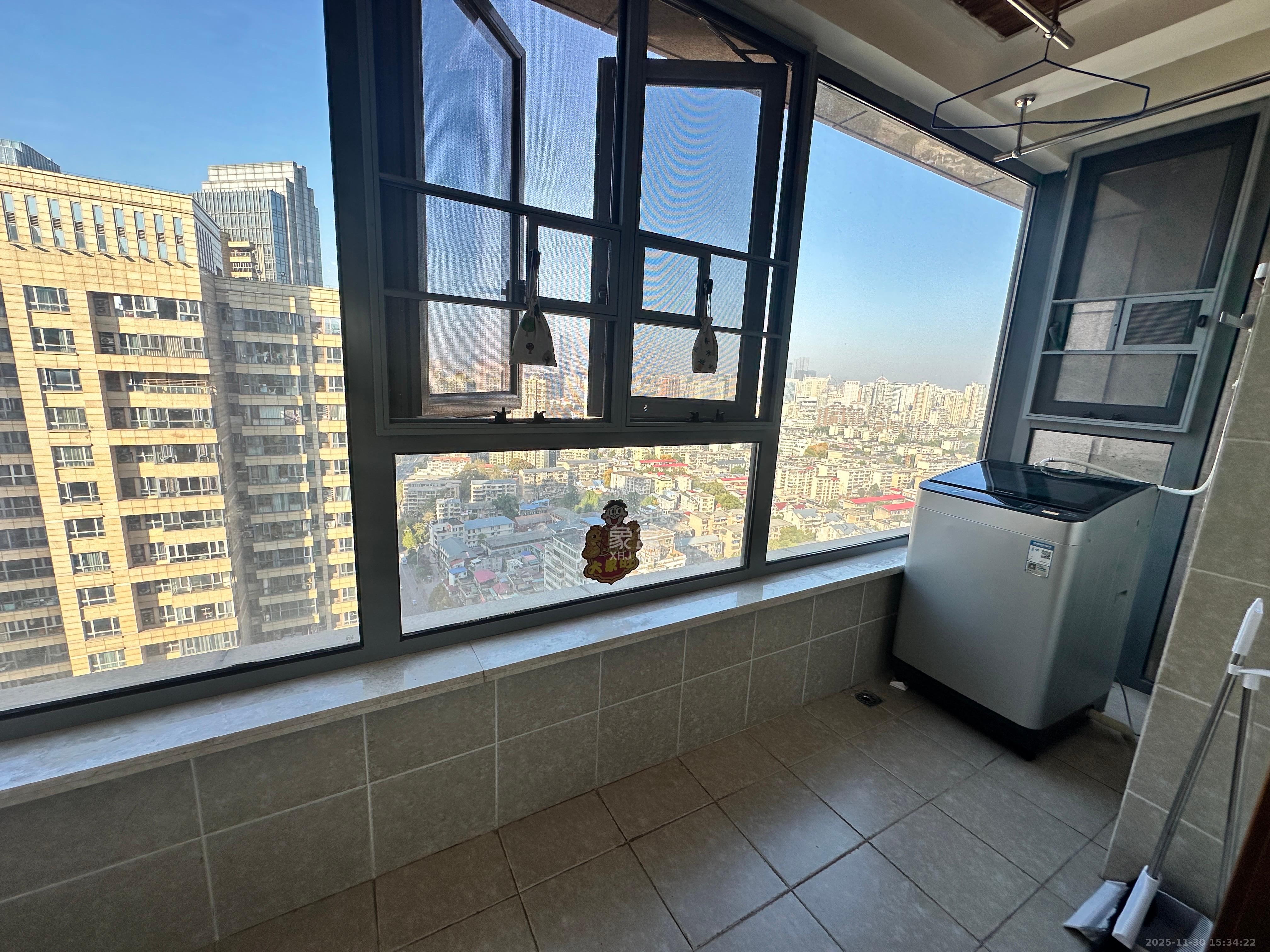 保利国际广场 3室2厅1卫 6000.0元/月 保利国际广场 3室2厅1卫 6000.0元/月室内图