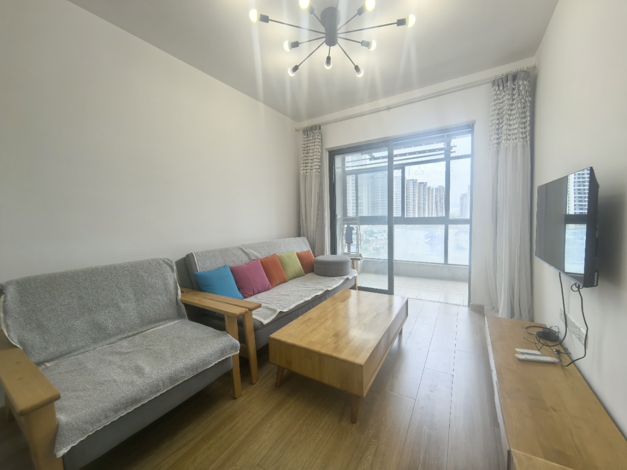 大华锦绣海岸一期 2室2厅1卫 2000.0元/月 大华锦绣海岸一期 2室2厅1卫 2000.0元/月室内图