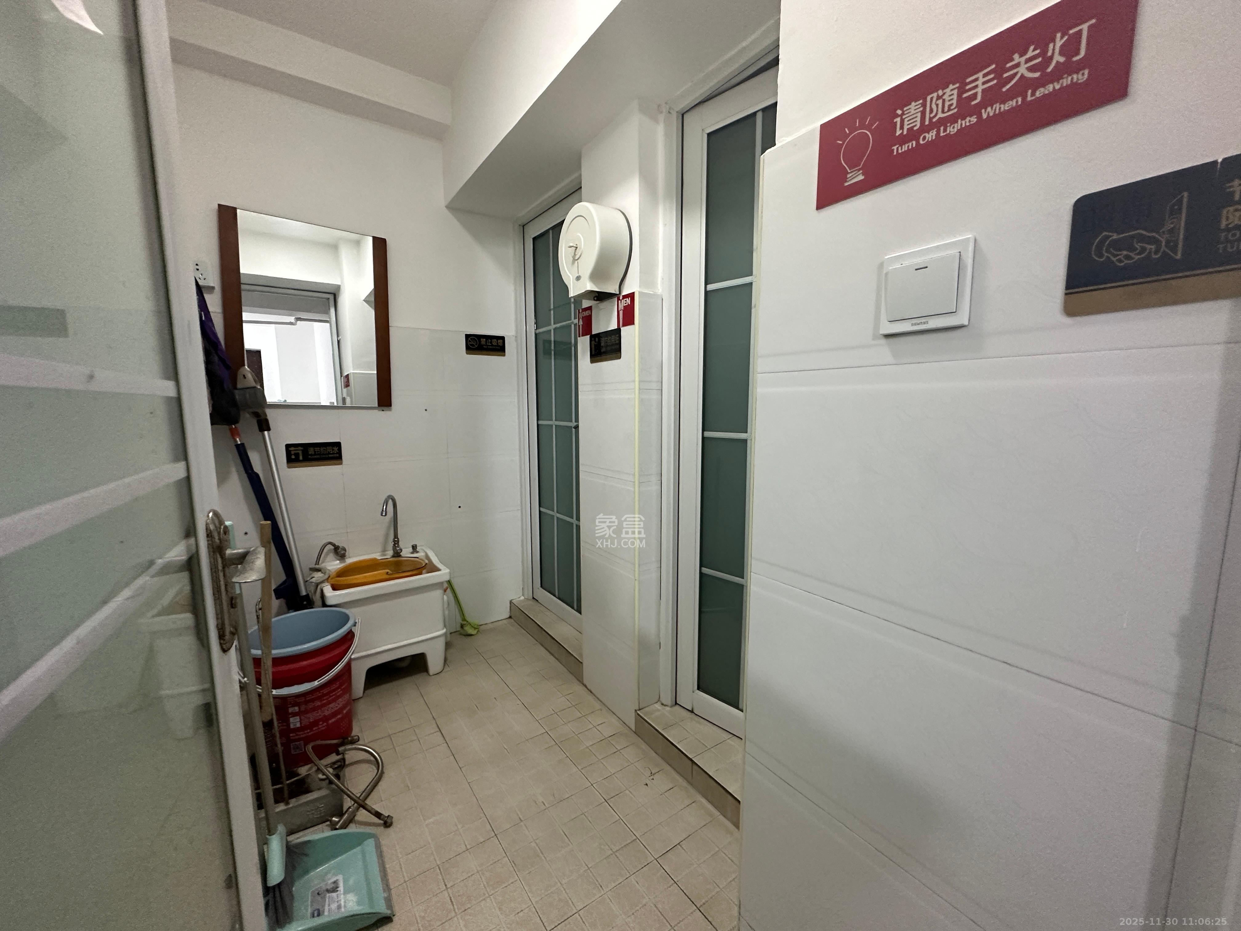 西子一间  5室1厅1卫    10800.0元/月室内图