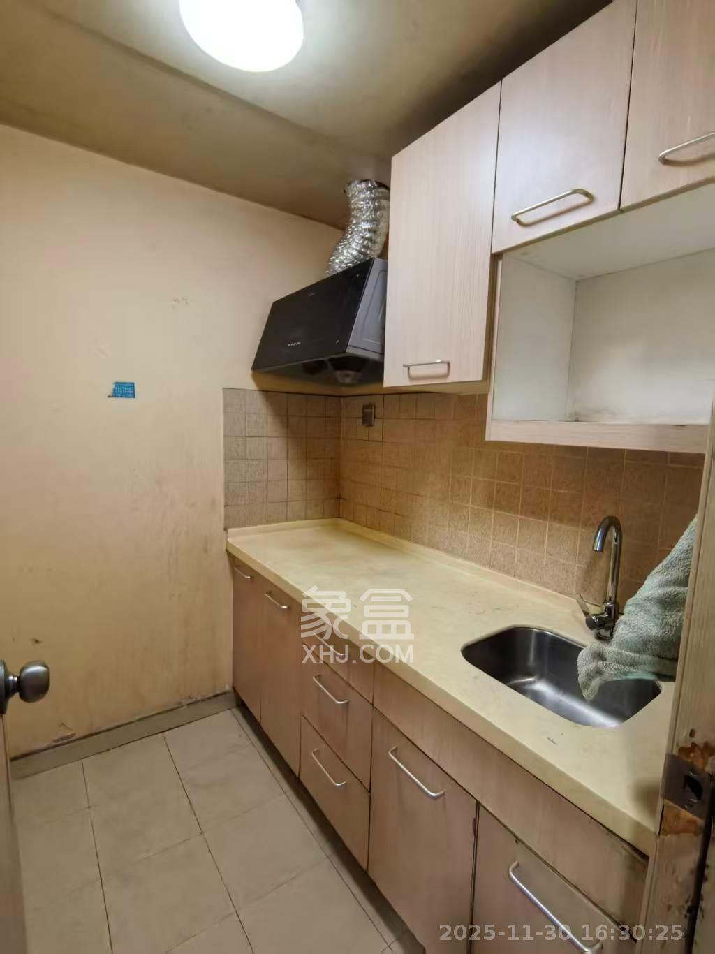 远大麓园  1室1厅1卫    1300.0元/月室内图