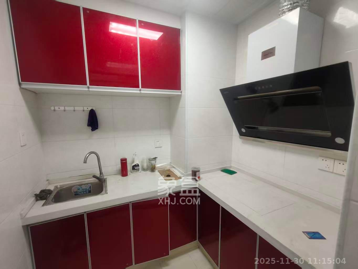 钰龙天下二期(钰龙佳园) 1室0厅0卫 2200.0元/月 钰龙天下二期(钰龙佳园) 1室0厅0卫 2200.0元/月室内图