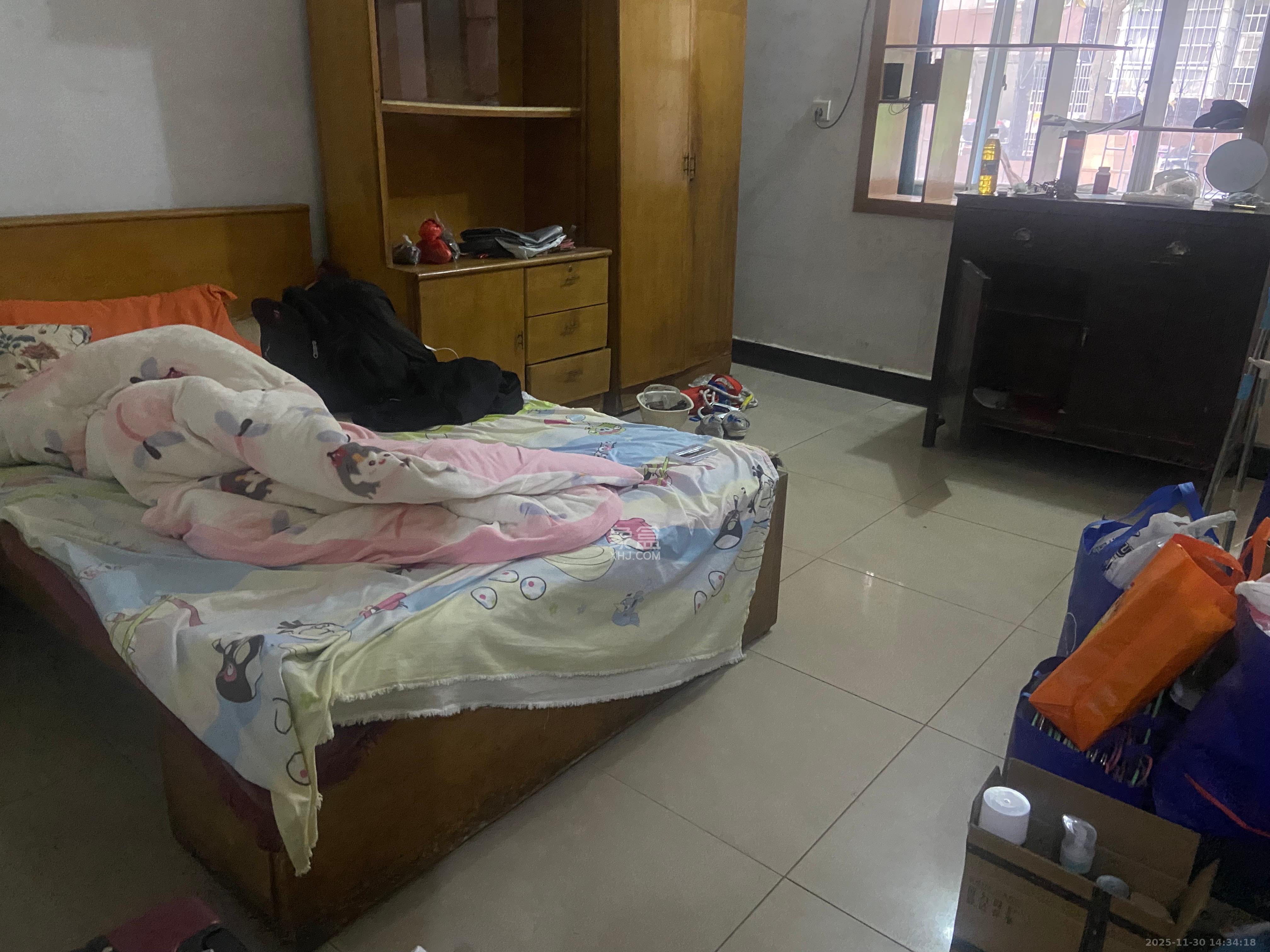 木材厂小区（南湖医院对面）  2室1厅1卫    1000.0元/月室内图