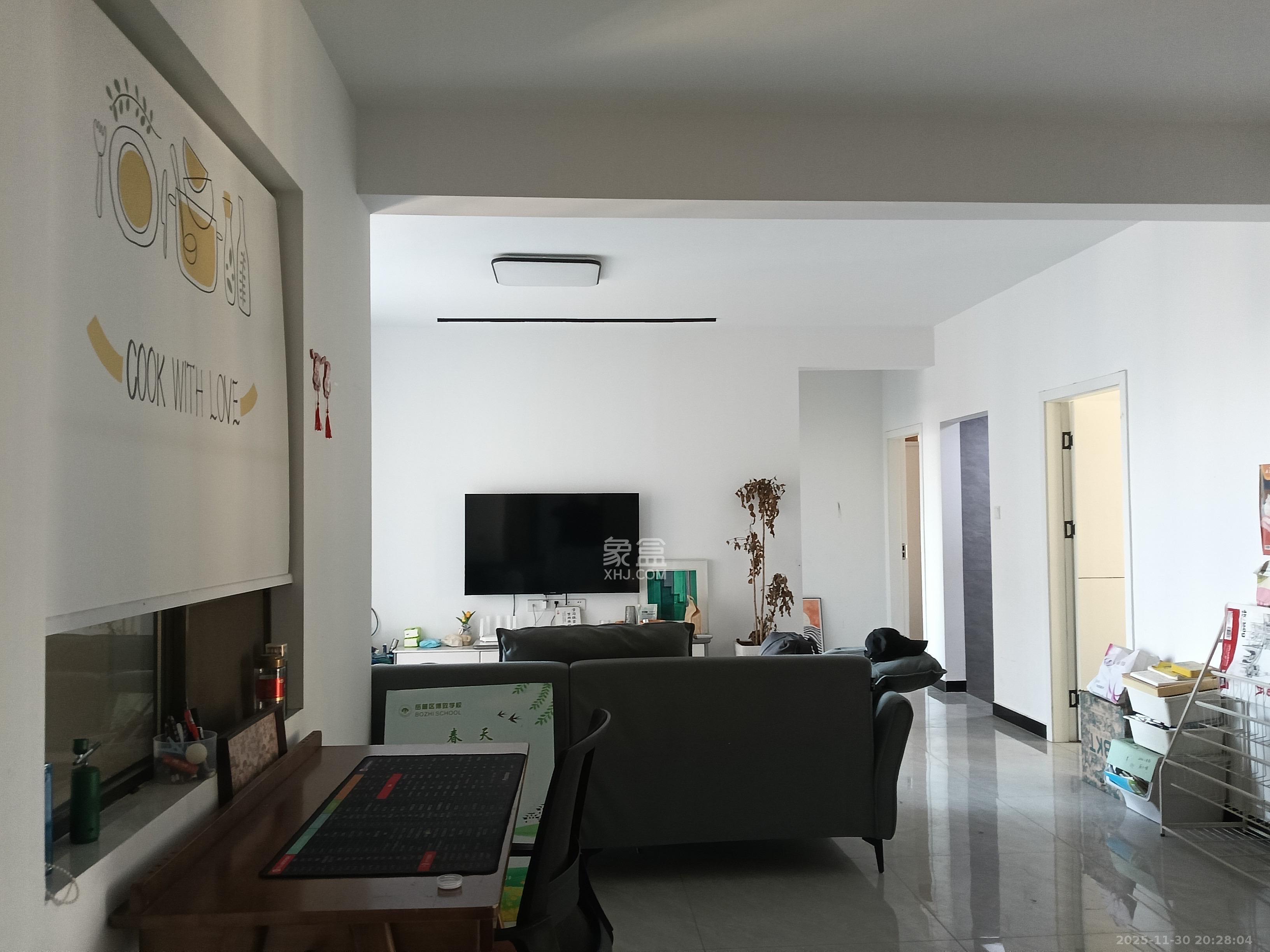 江山帝景雅典 3室2厅2卫 2500.0元/月 江山帝景雅典 3室2厅2卫 2500.0元/月室内图