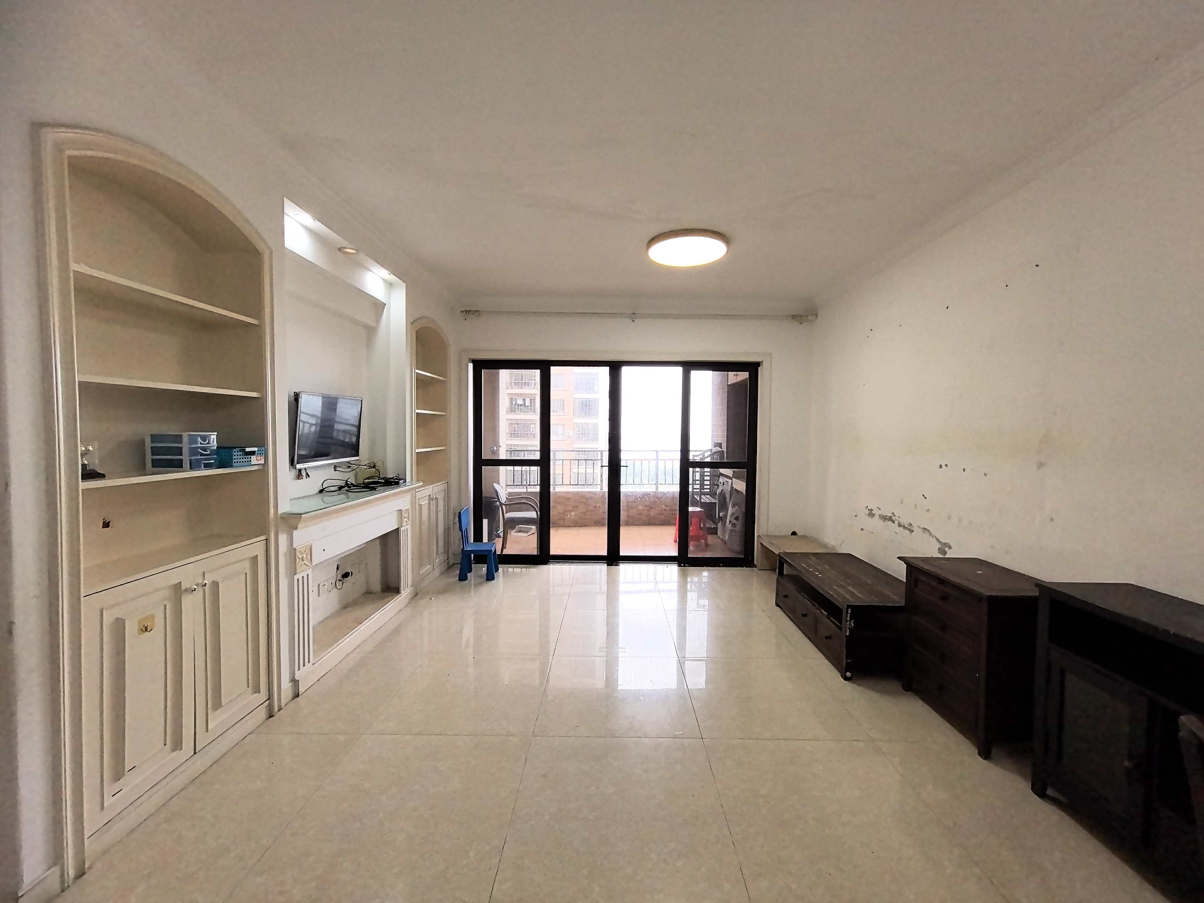 和风江岸 3室2厅2卫 3200.0元/月 和风江岸 3室2厅2卫 3200.0元/月室内图