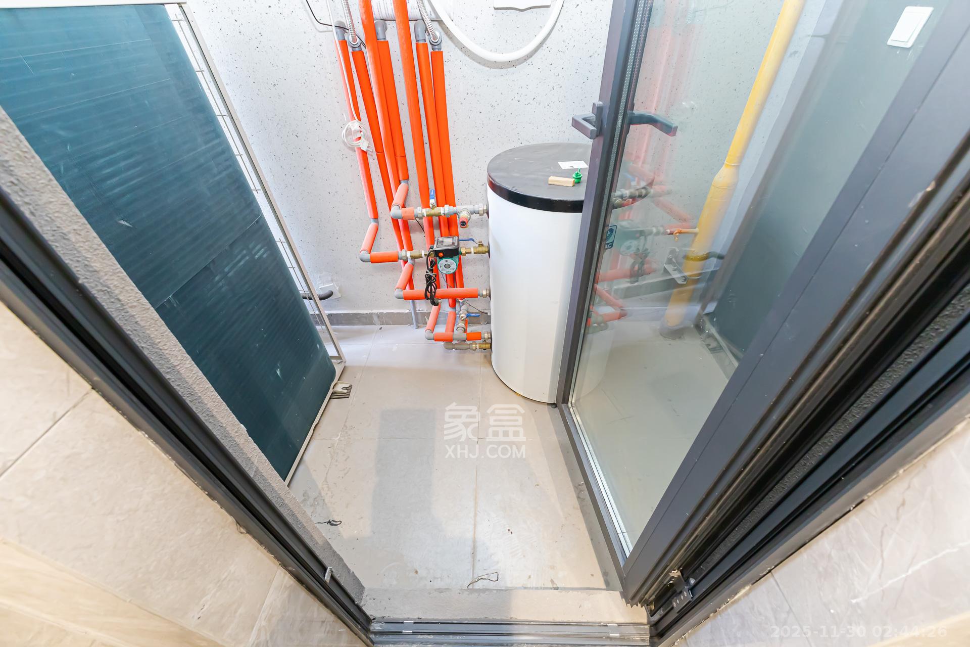 越秀湘江星汇城三期 4室2厅3卫 192.0万 越秀湘江星汇城三期 4室2厅3卫 192.0万阳台