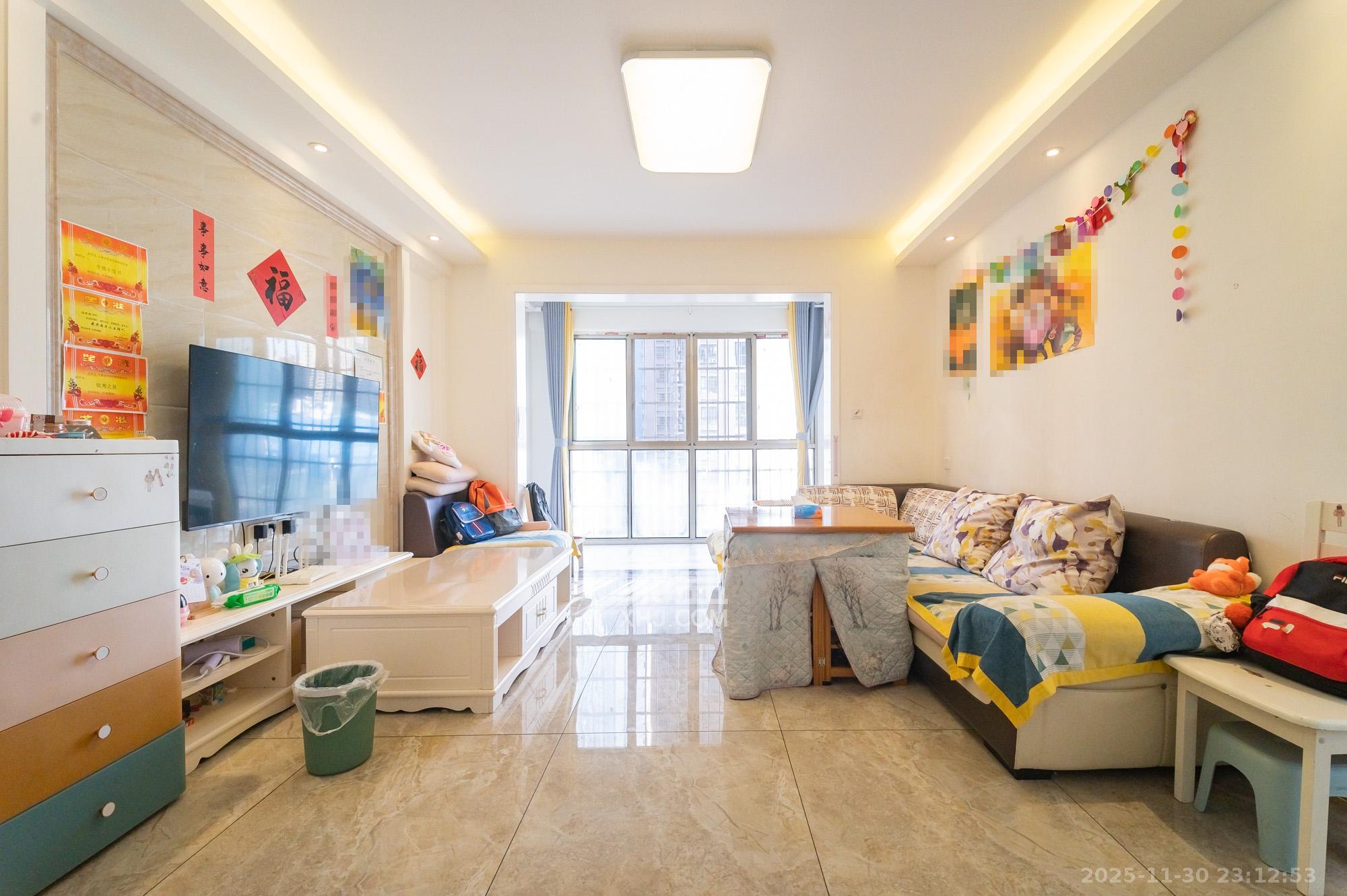 家和院  4室2厅2卫    81.8万