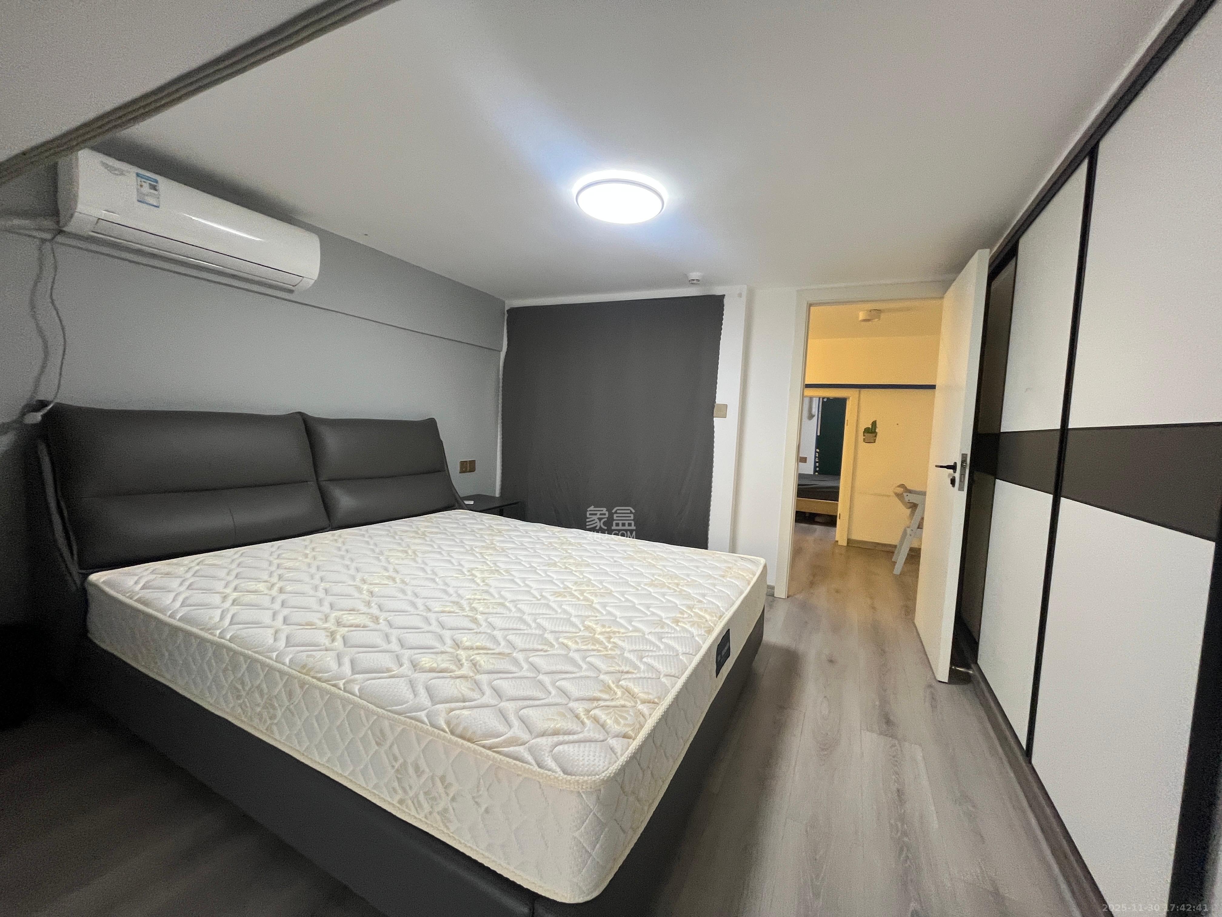 振业城三期  2室1厅1卫    2500.0元/月室内图