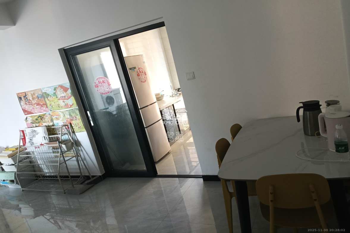 江山帝景雅典 3室2厅2卫 2500.0元/月 江山帝景雅典 3室2厅2卫 2500.0元/月室内图