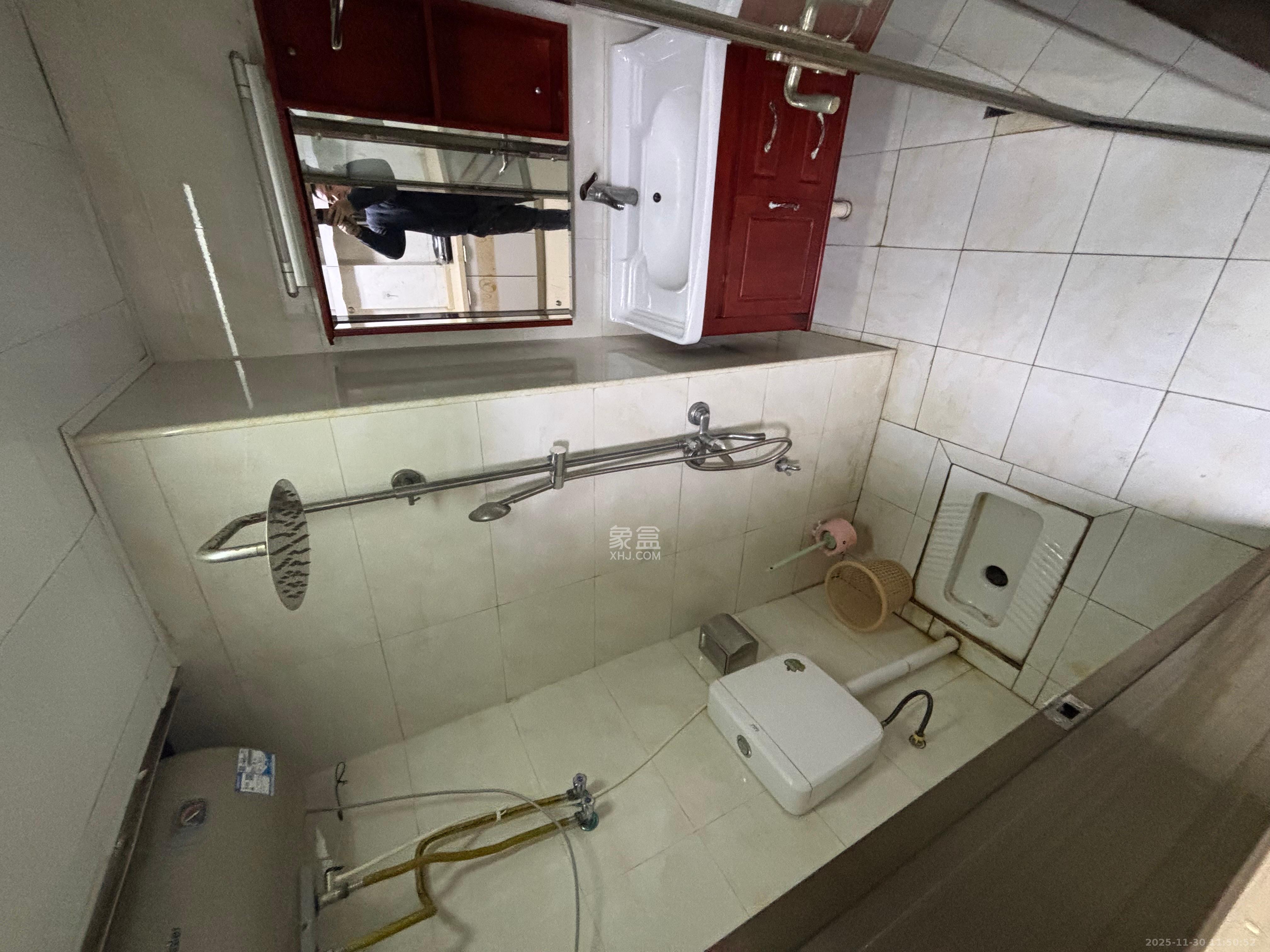 美利新世界  1室1厅1卫    1200.0元/月室内图