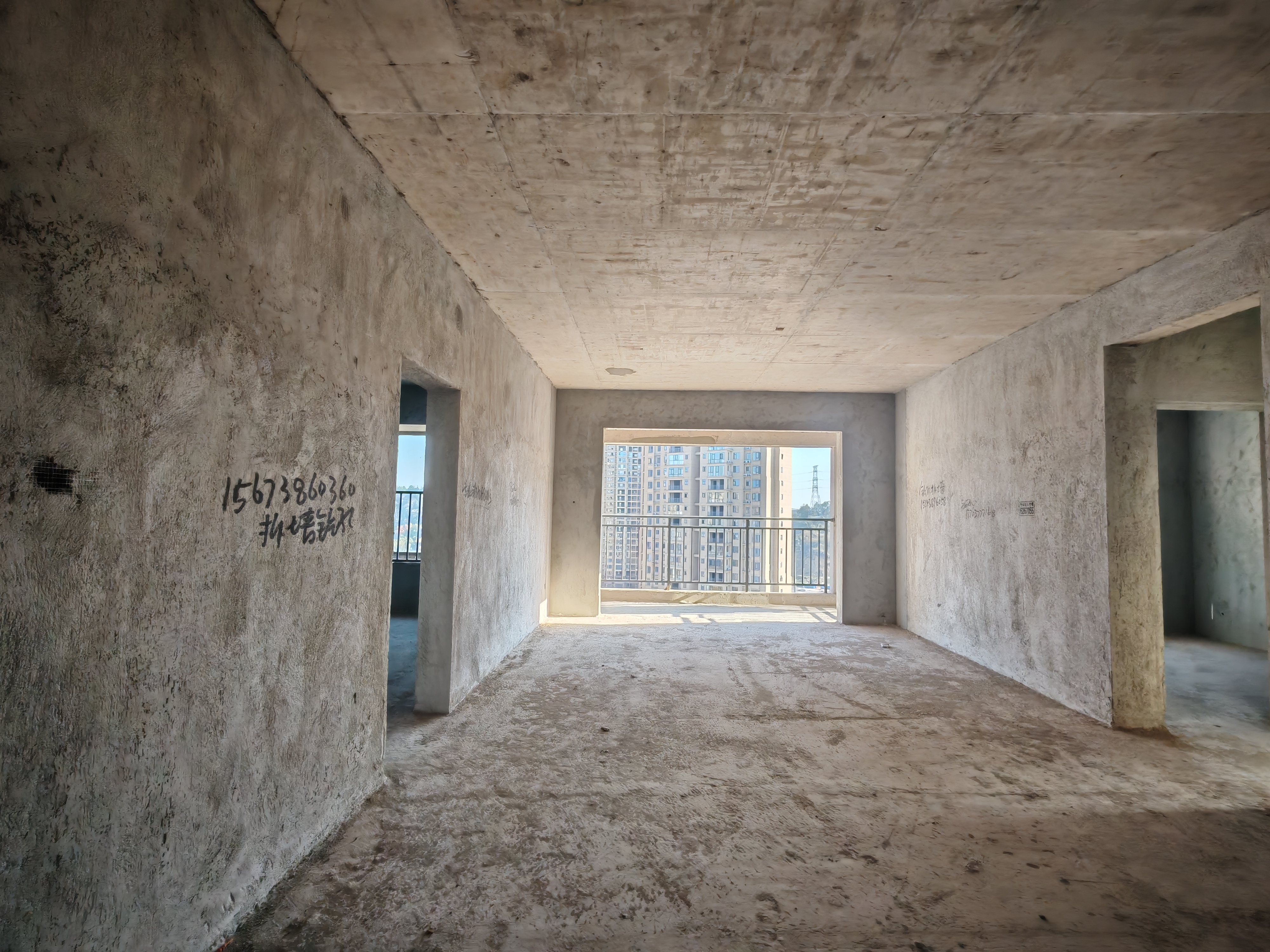 嘉熙紫台  4室2厅2卫    68.8万