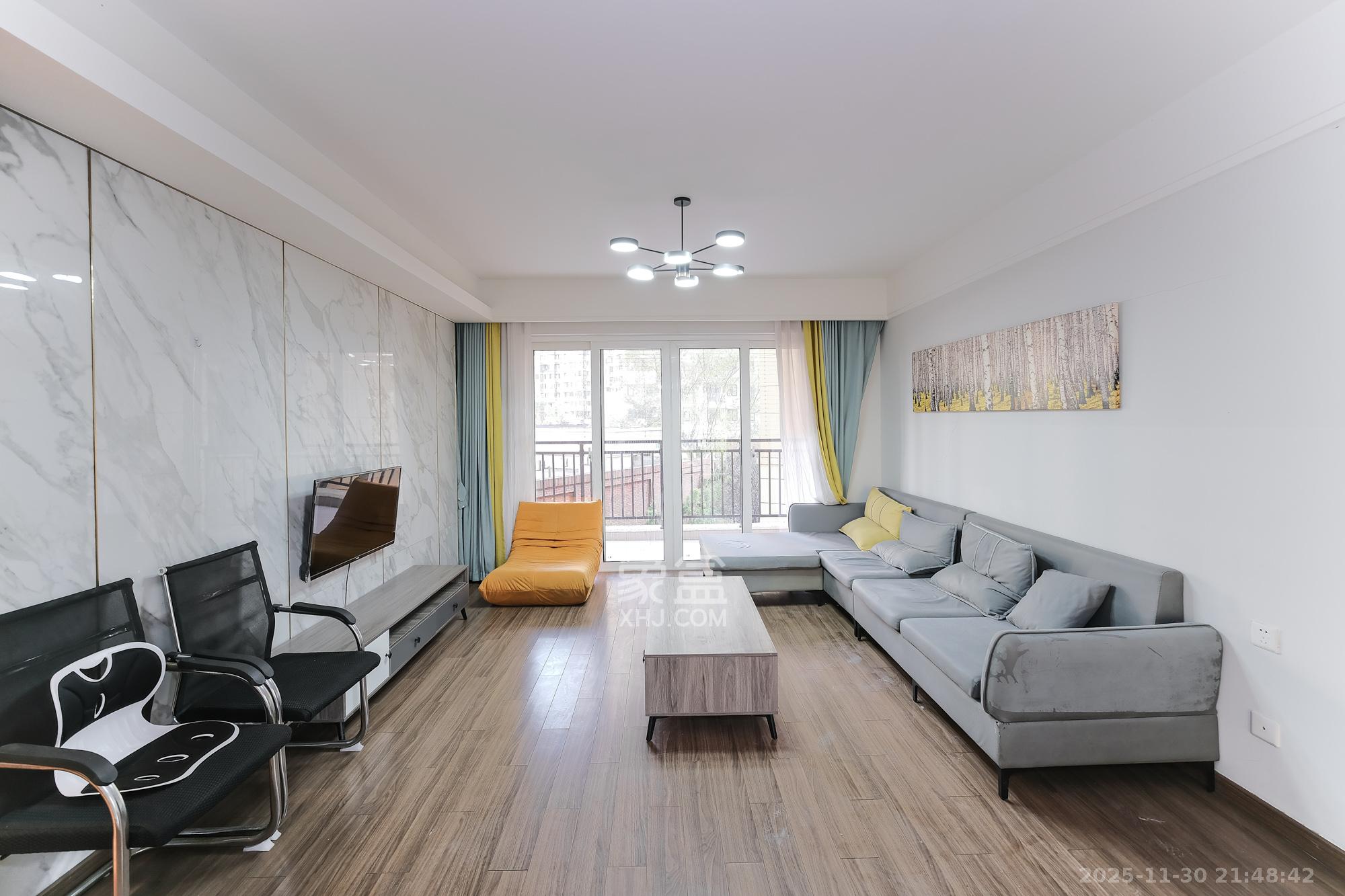 保利香槟国际  5室2厅2卫    103.0万