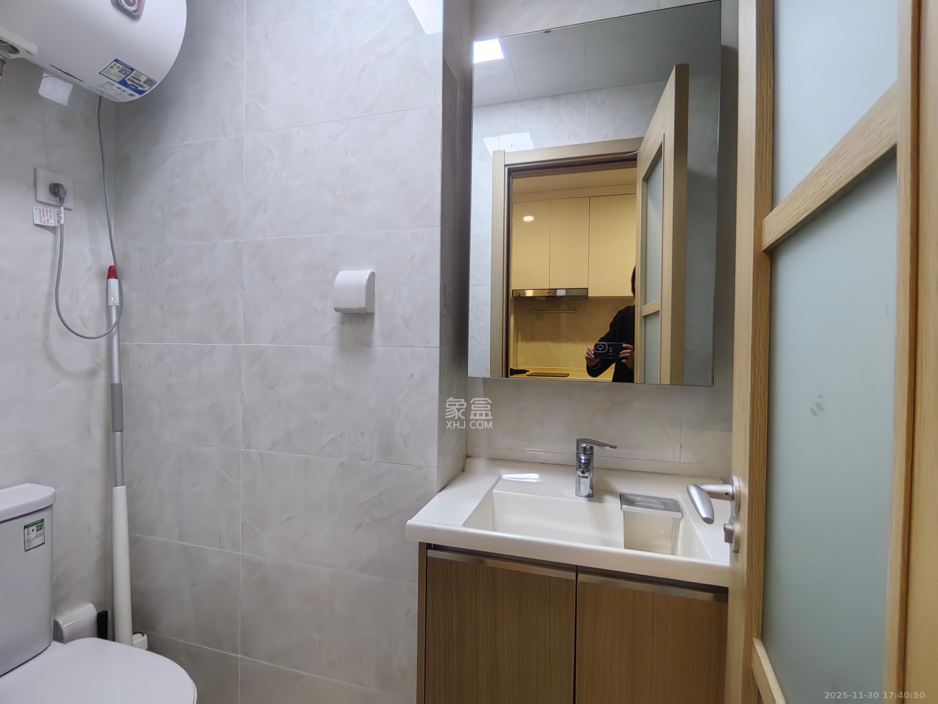 卓越浅水湾 1室1厅1卫 1400.0元/月 卓越浅水湾 1室1厅1卫 1400.0元/月室内图