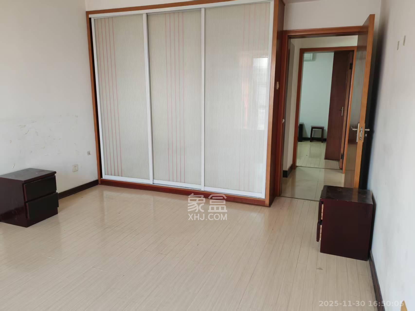 湘许嘉园  3室2厅2卫    2800.0元/月室内图