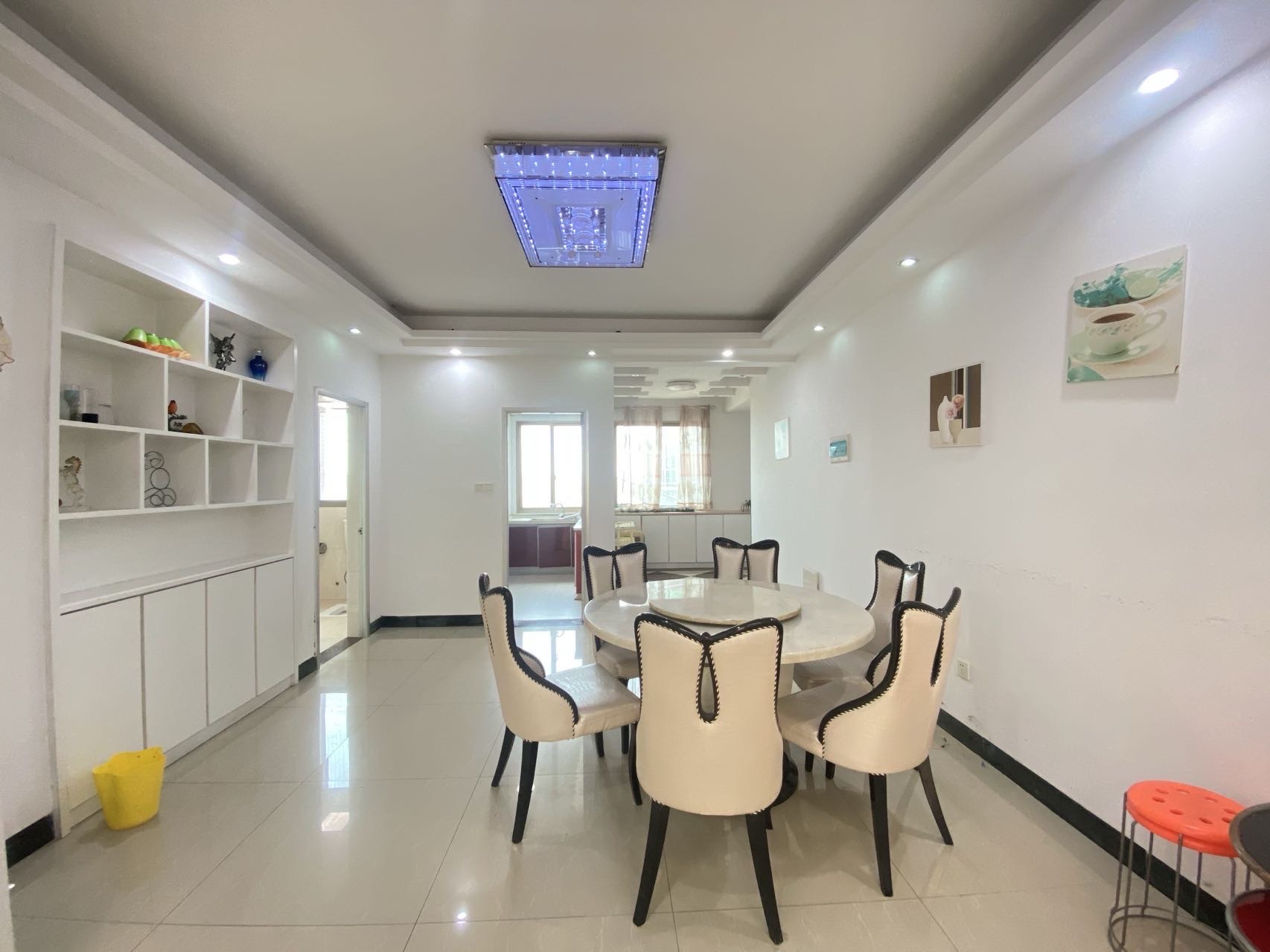 华亿明珠 3室2厅2卫 2000.0元/月 华亿明珠 3室2厅2卫 2000.0元/月室内图