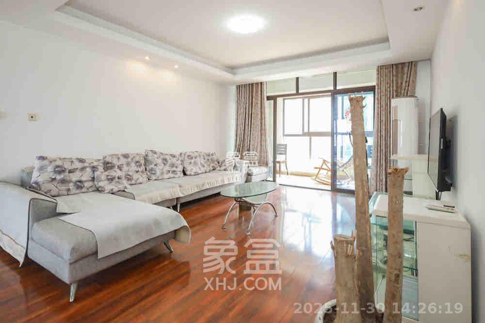 绿地中央广场 3室2厅2卫 3000.0元/月 绿地中央广场 3室2厅2卫 3000.0元/月室内图