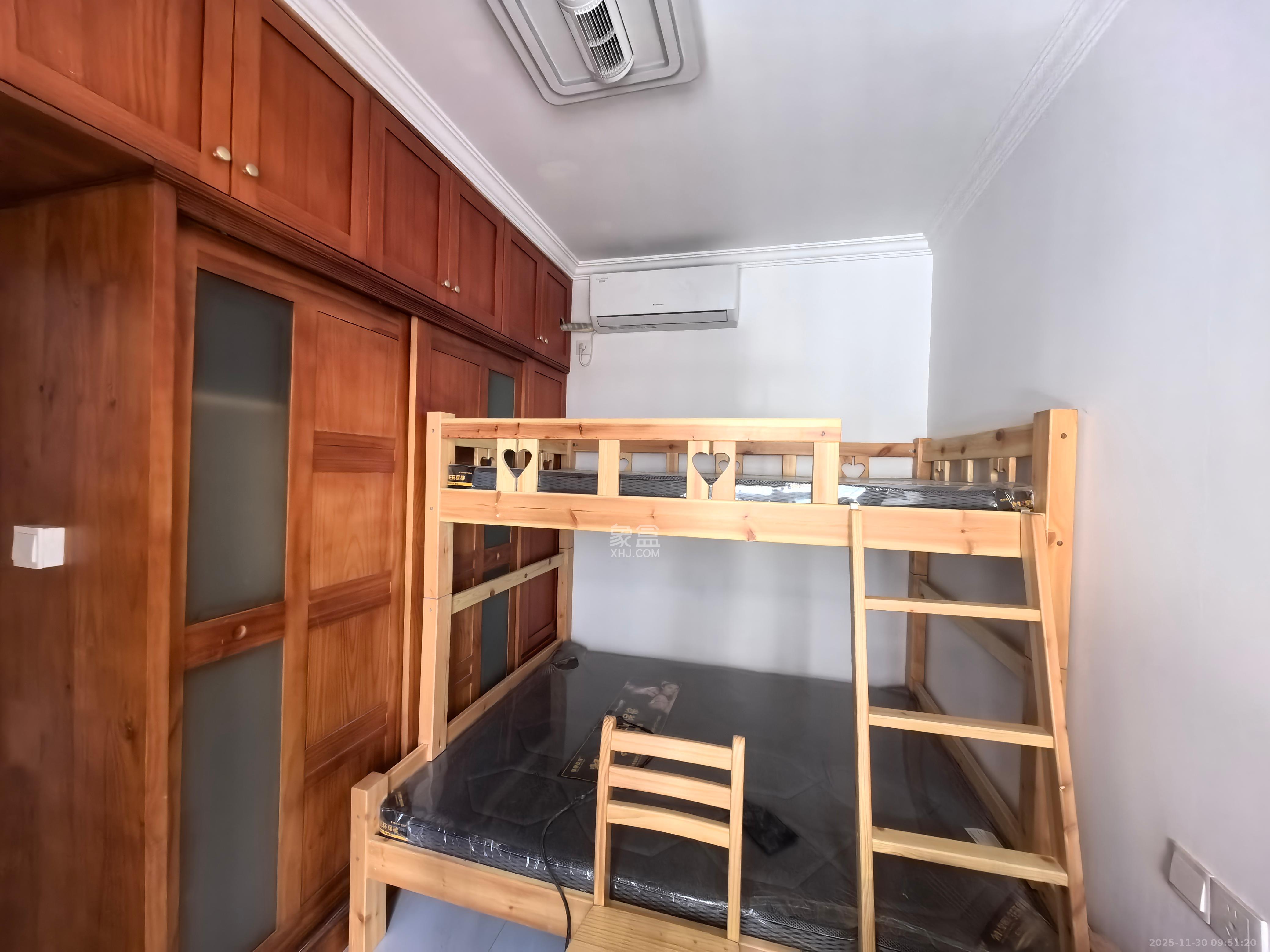 金塘家园  2室1厅1卫    2000.0元/月室内图