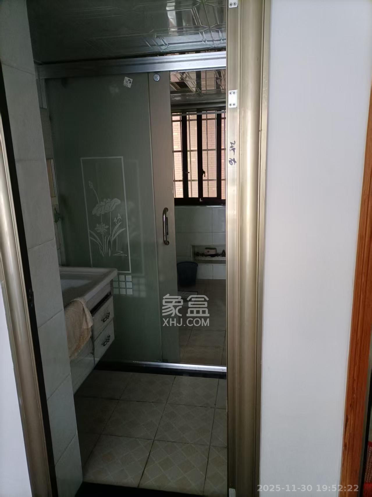 金南家园一期 3室2厅2卫 2400.0元/月 金南家园一期 3室2厅2卫 2400.0元/月室内图