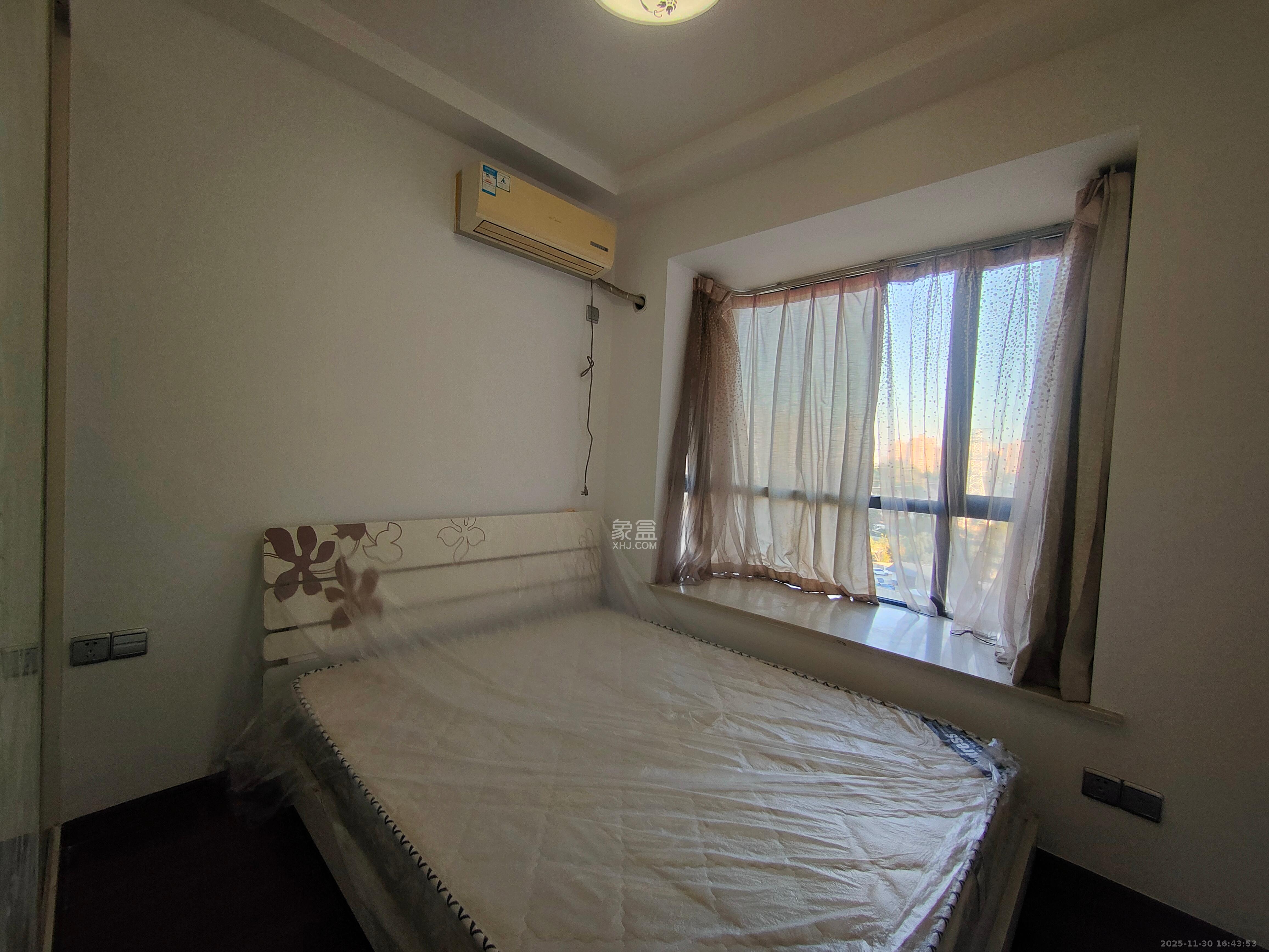 莱茵城 3室2厅1卫 2000.0元/月 莱茵城 3室2厅1卫 2000.0元/月室内图