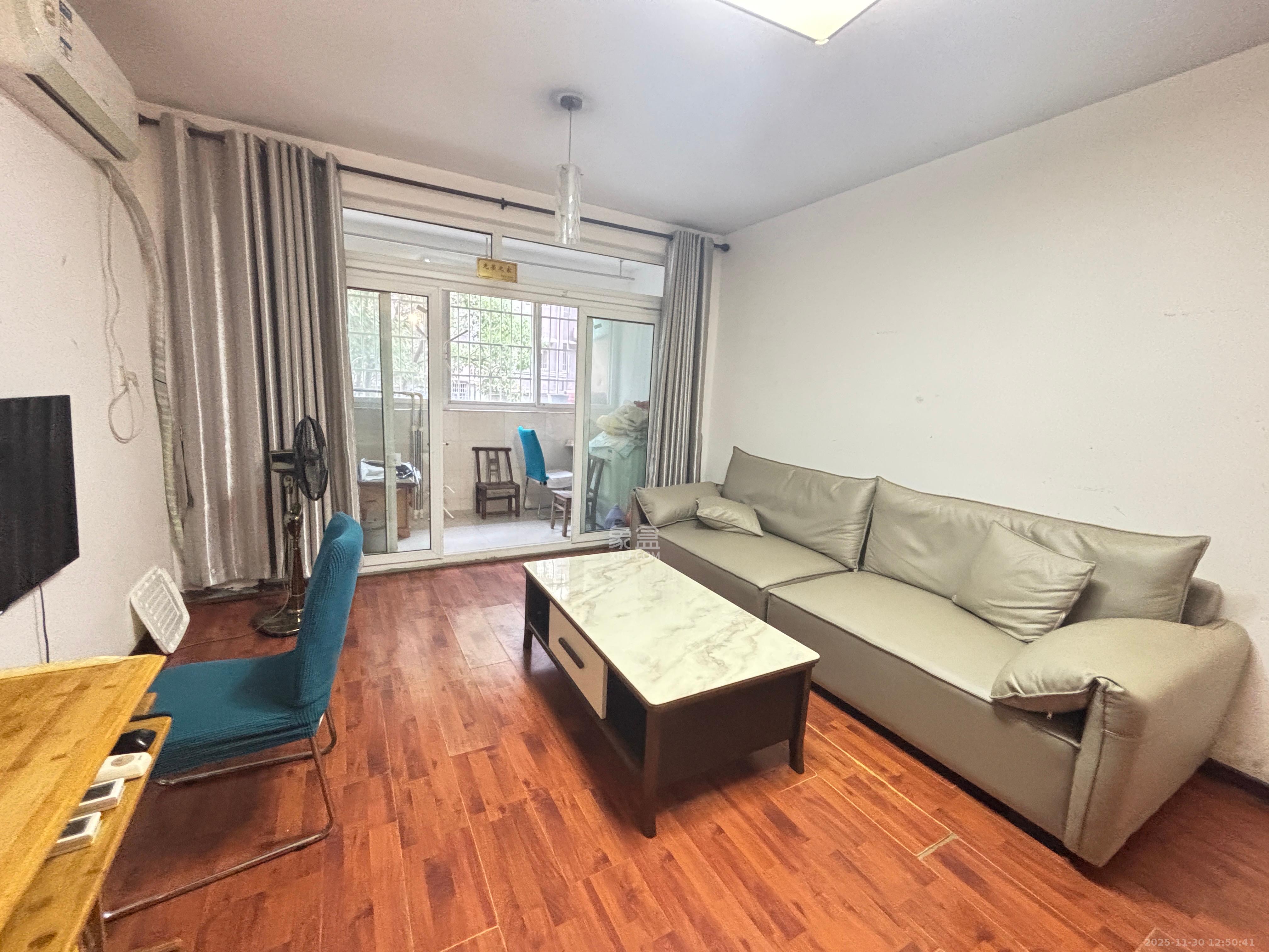 湘樟园小区（湘樟家园）  2室1厅1卫    1600.0元/月室内图1