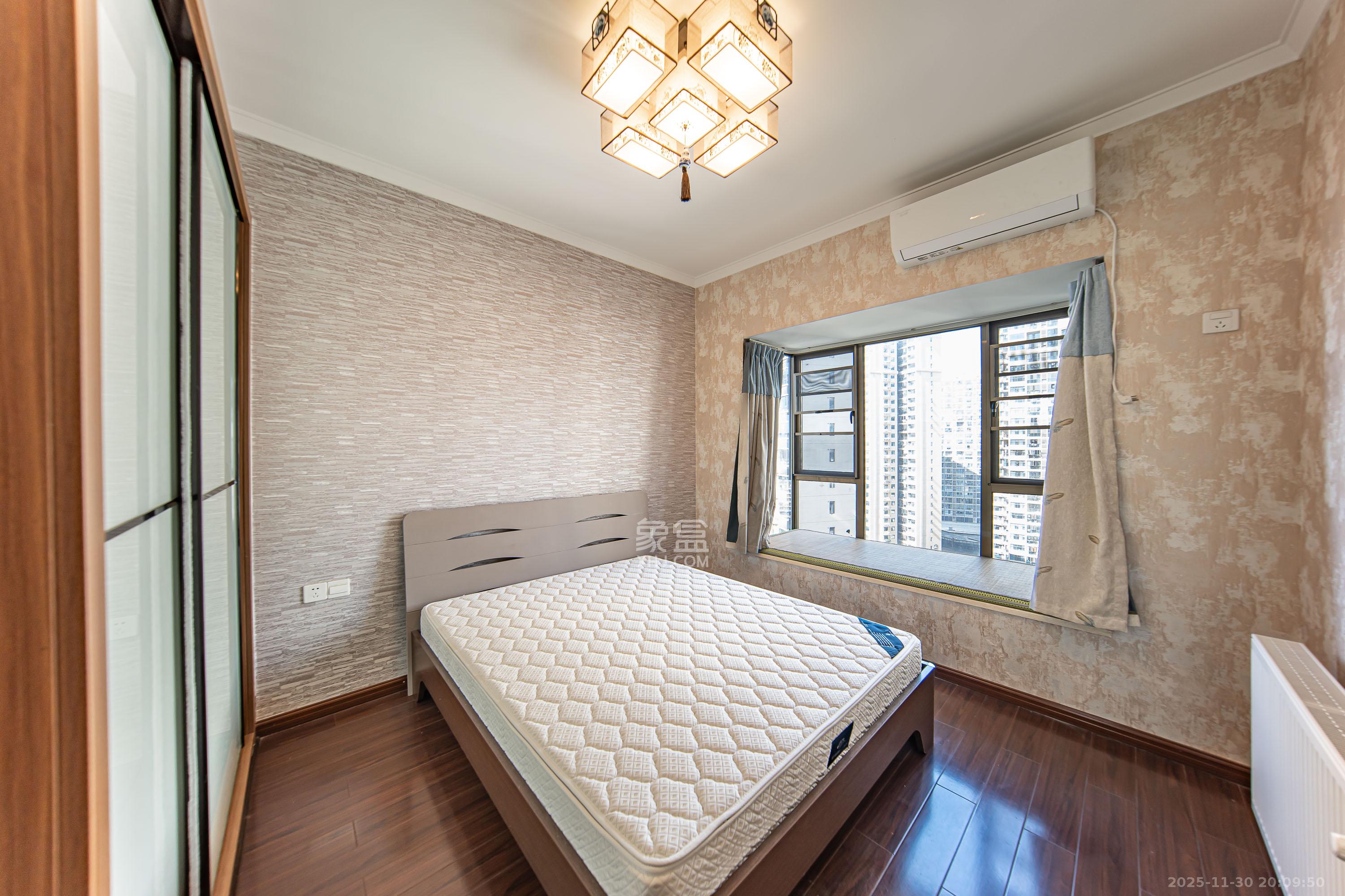 江山帝景哈佛 1室0厅0卫 140.0万 江山帝景哈佛 1室0厅0卫 140.0万卧室