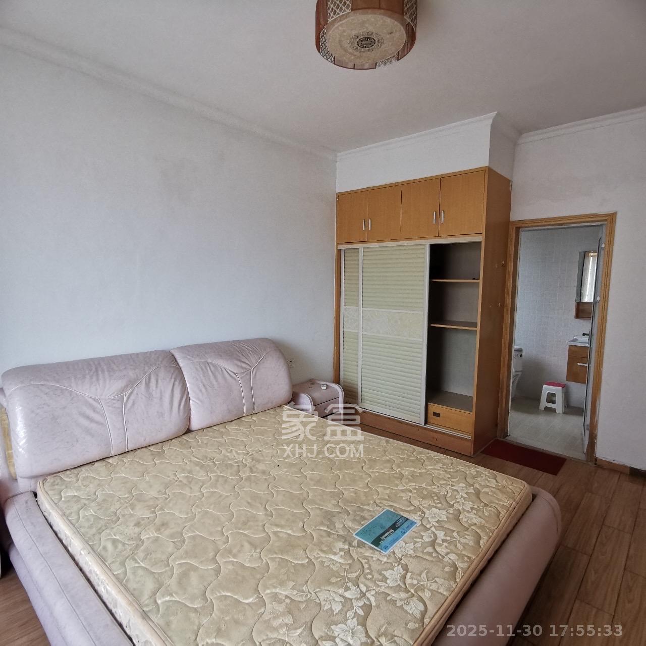 中房F联邦  3室2厅2卫    2500.0元/月室内图