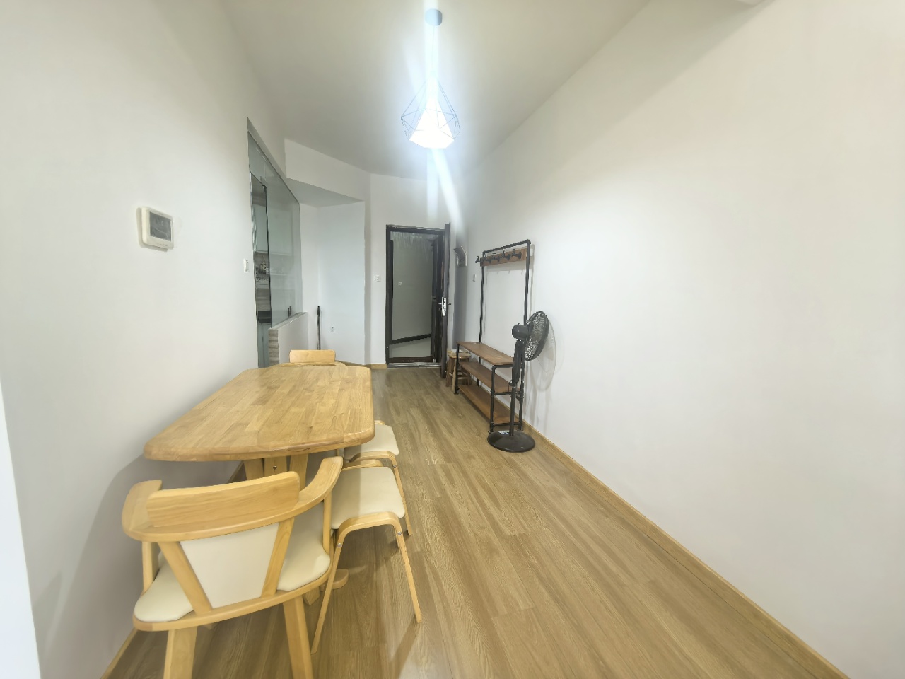 大华锦绣海岸一期 2室2厅1卫 2000.0元/月 大华锦绣海岸一期 2室2厅1卫 2000.0元/月室内图