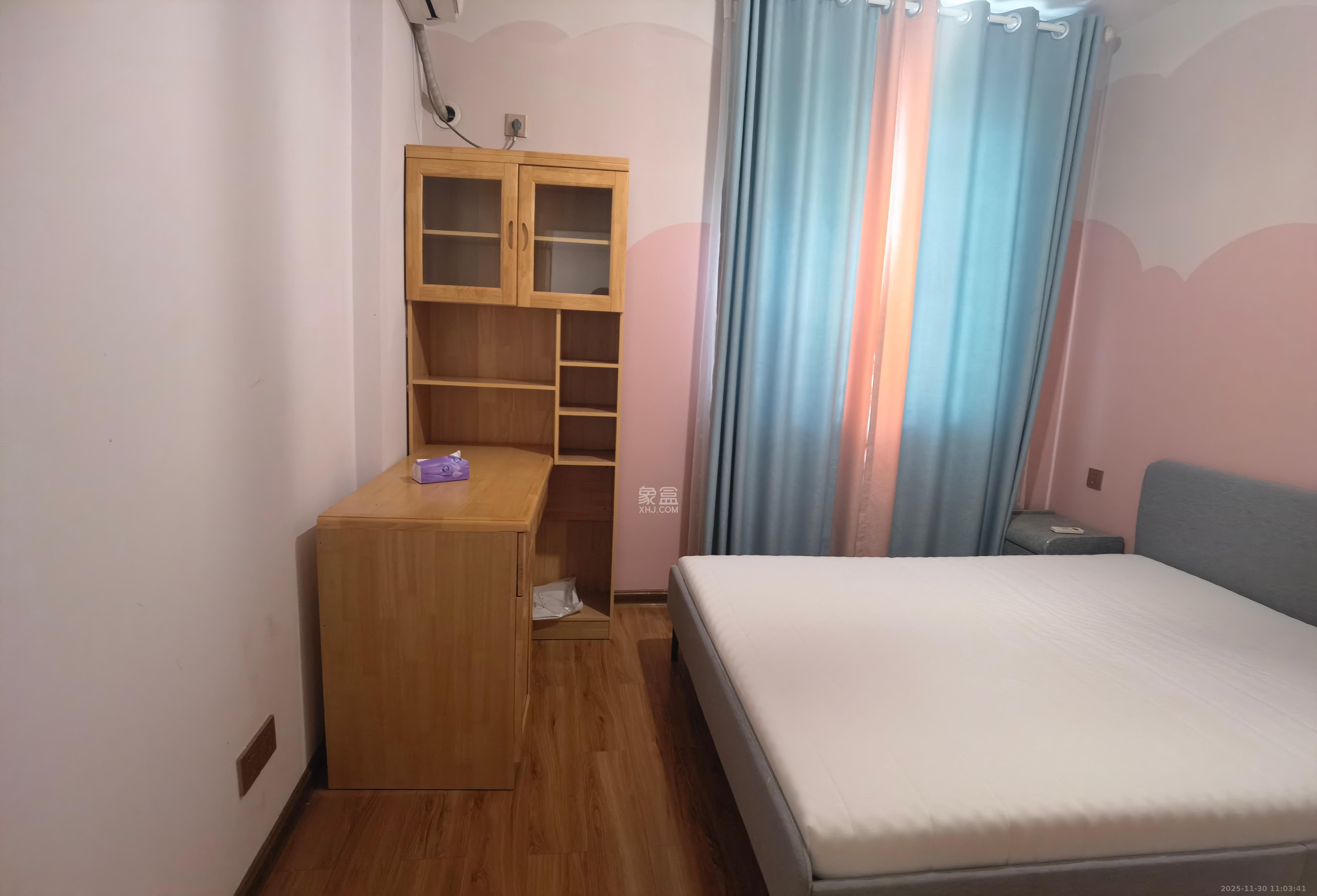 中信凯旋城(中信新城四期) 3室2厅1卫 2100.0元/月 中信凯旋城(中信新城四期) 3室2厅1卫 2100.0元/月室内图