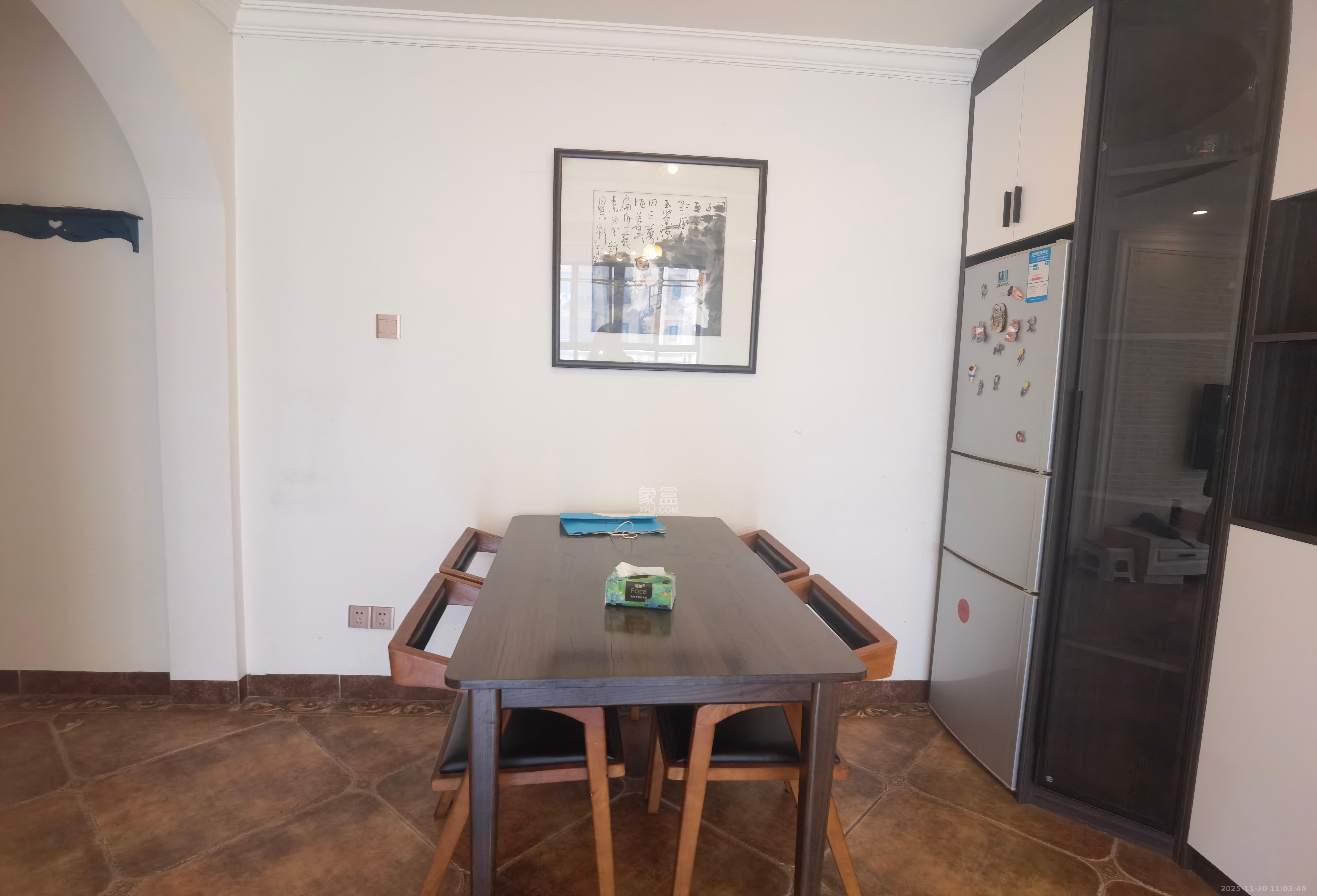 中信凯旋城（中信新城四期）  3室2厅1卫    2100.0元/月室内图