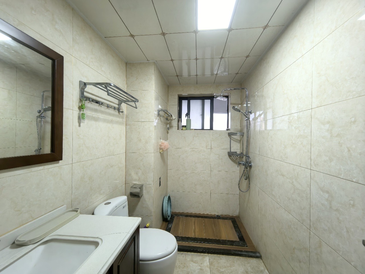 滨海幸福里 3室2厅2卫 5200.0元/月 滨海幸福里 3室2厅2卫 5200.0元/月室内图