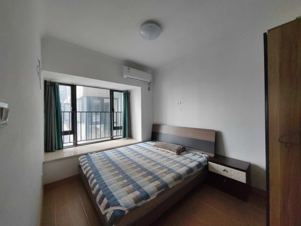 海南金地自在城  2室2厅1卫    1900.0元/月室内图