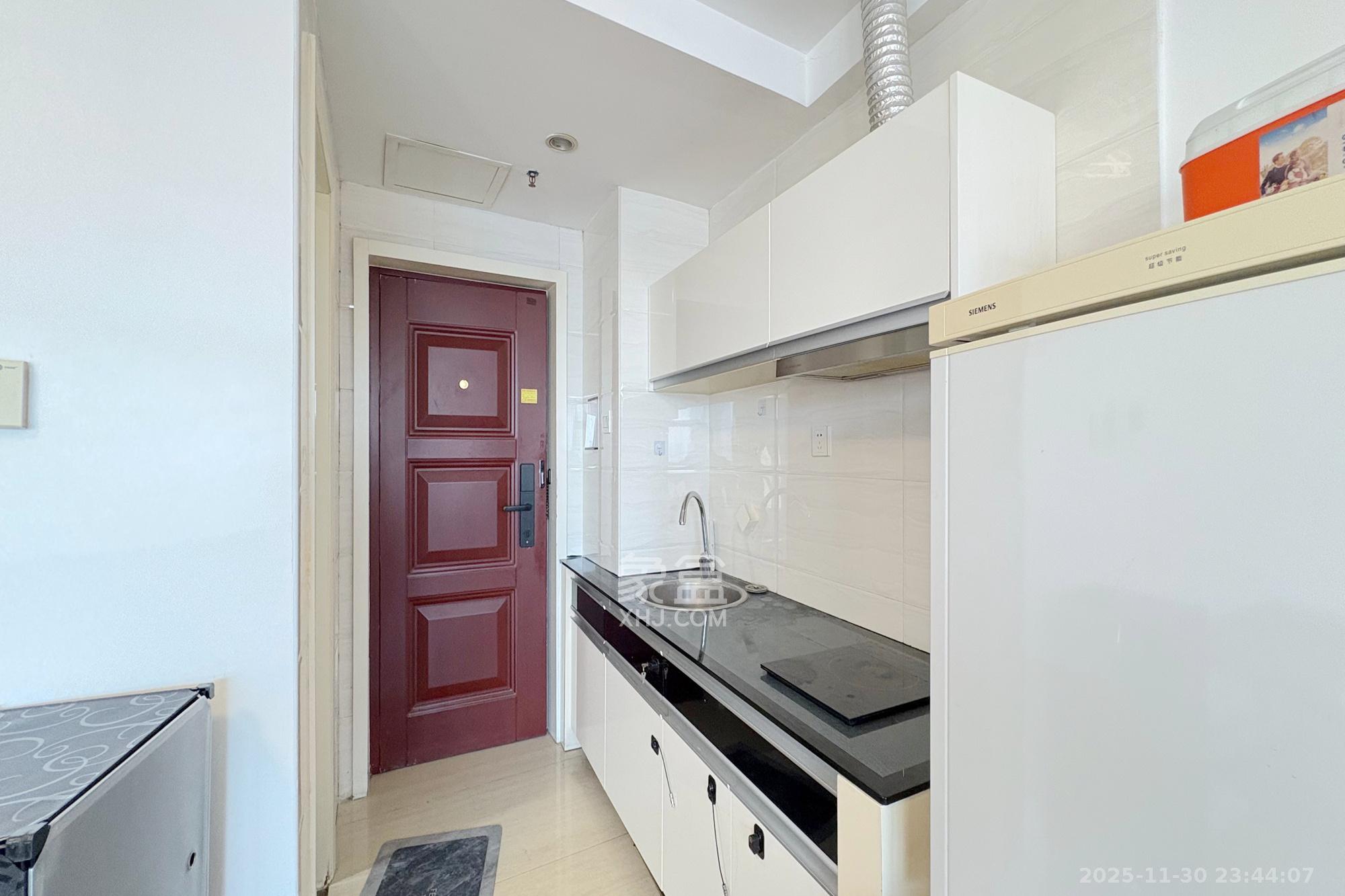 壹号公馆 1室1厅1卫 39.8万 壹号公馆 1室1厅1卫 39.8万厨房