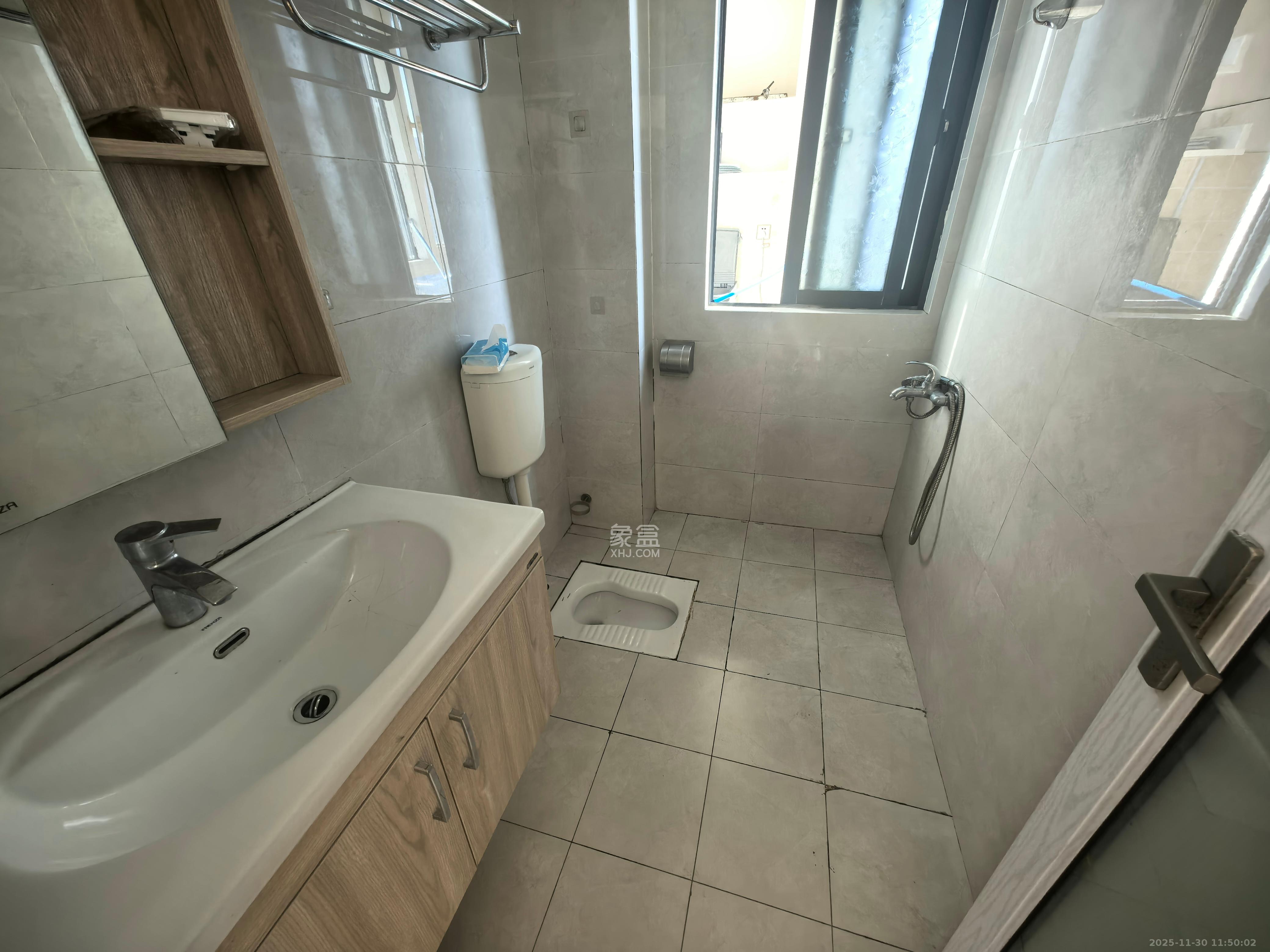 天鸿天府(天鸿中央大院) 1室0厅0卫 2800.0元/月 天鸿天府(天鸿中央大院) 1室0厅0卫 2800.0元/月室内图