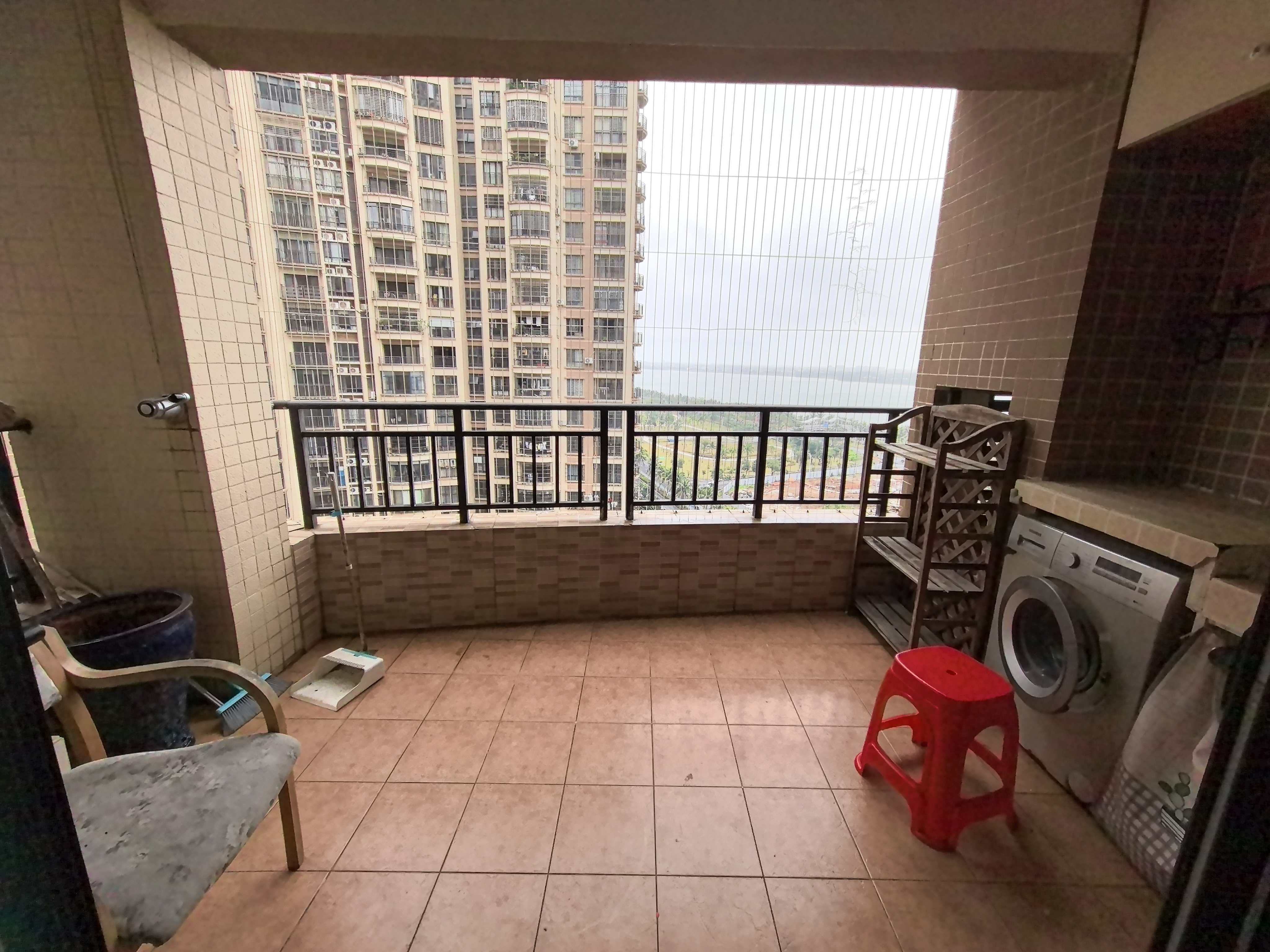 和风江岸 3室2厅2卫 3200.0元/月 和风江岸 3室2厅2卫 3200.0元/月室内图