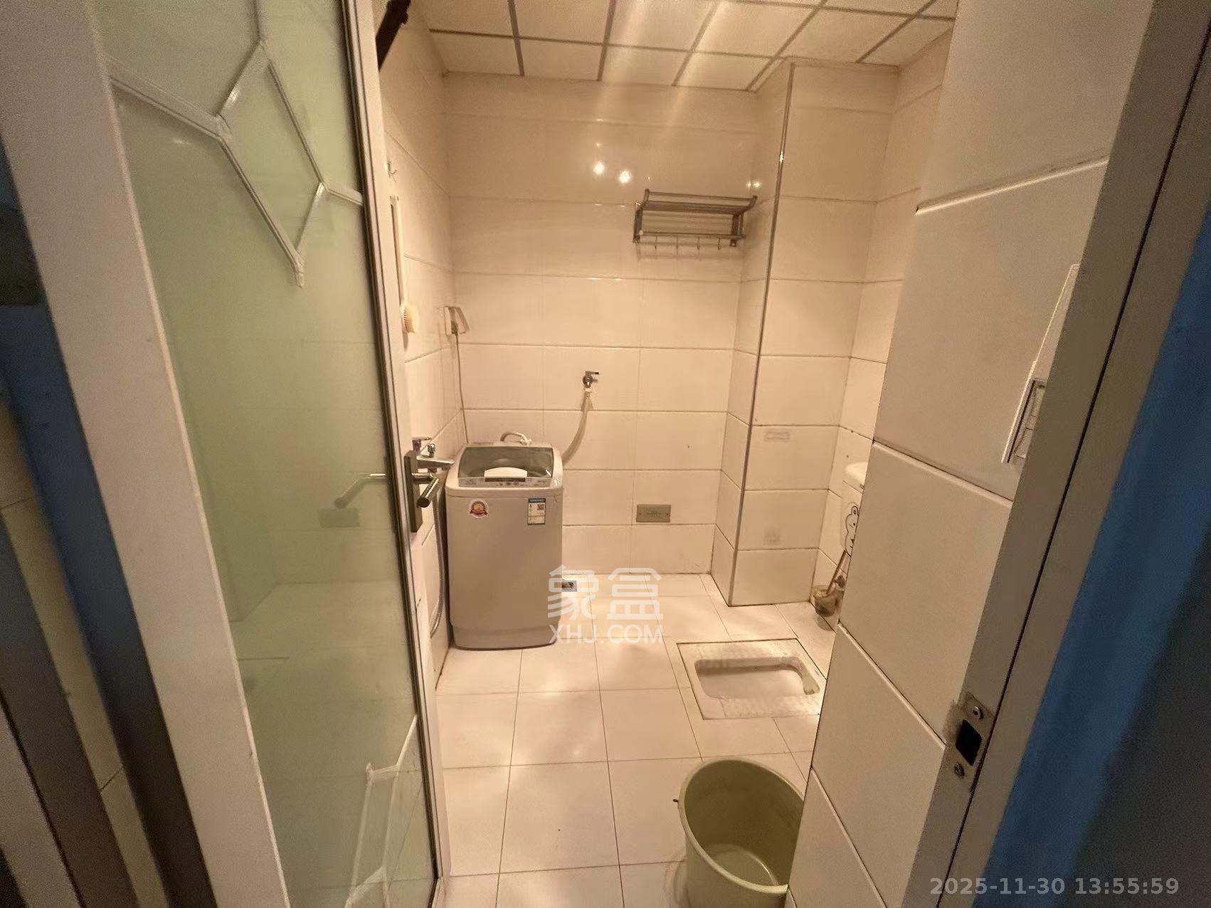 五一中央领御  1室1厅1卫    2200.0元/月