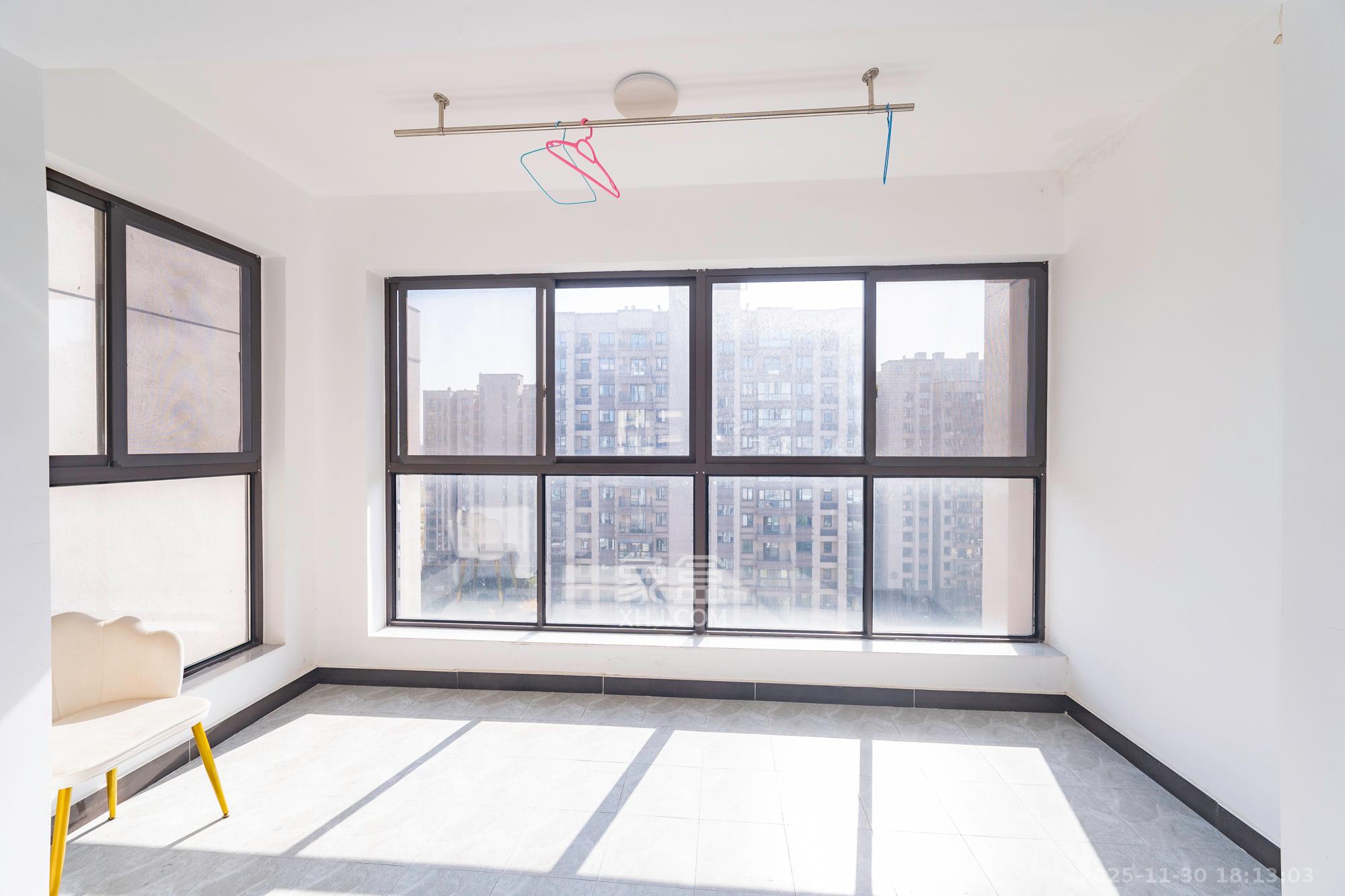 金广星苑  3室2厅2卫    83.0万阳台